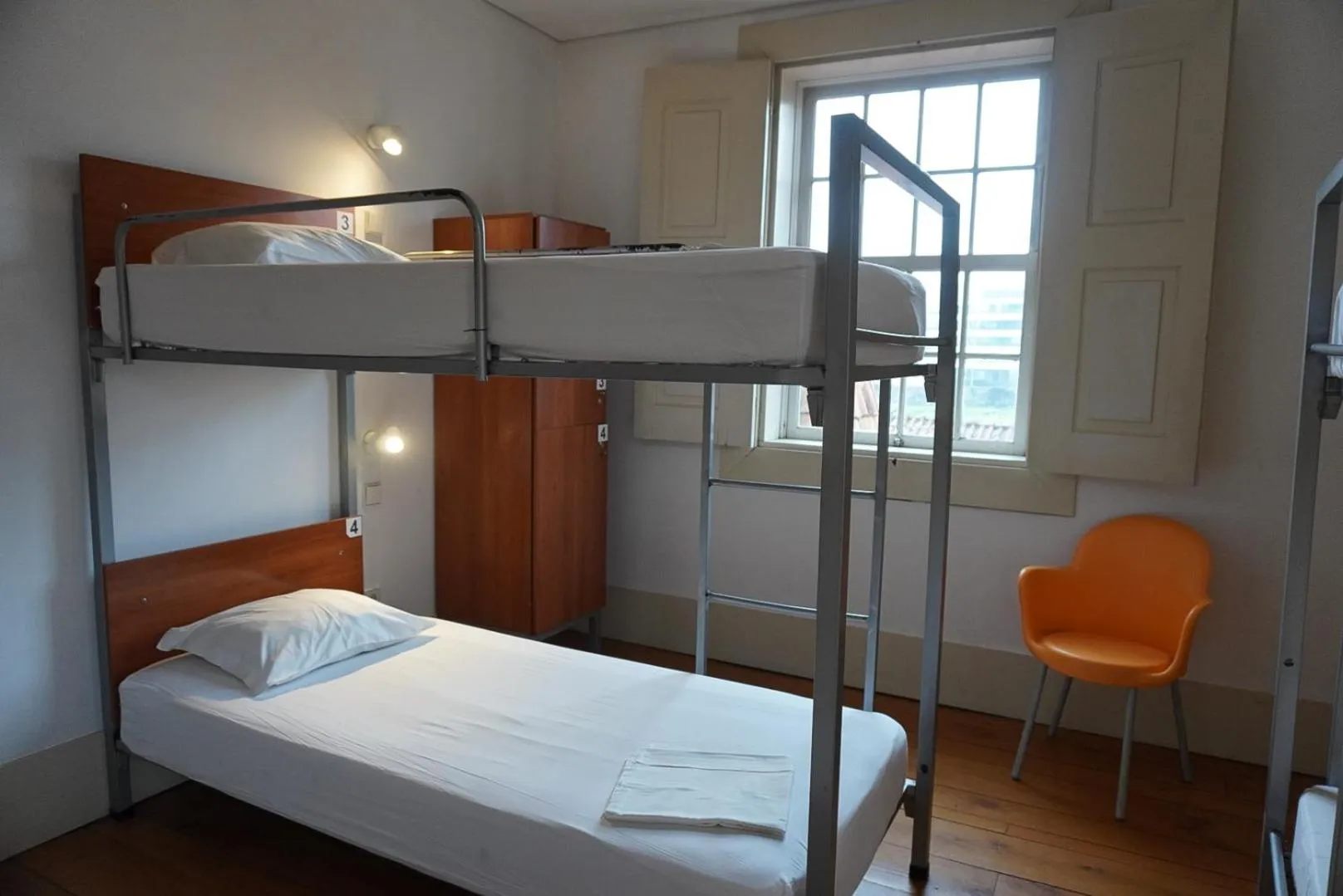 Bedroom, Bed in HI Guimaraes - Pousada de Juventude