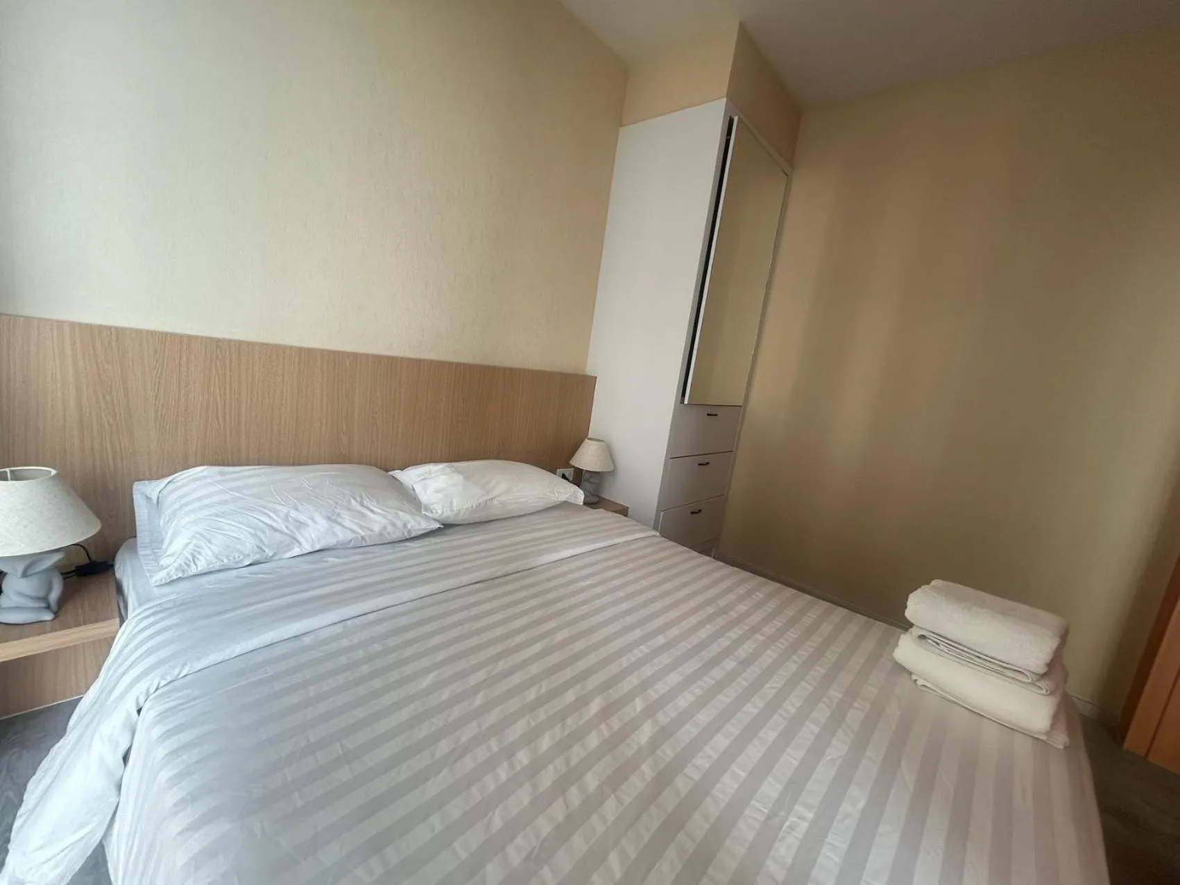 Bed in The Grand Jomtien Condo