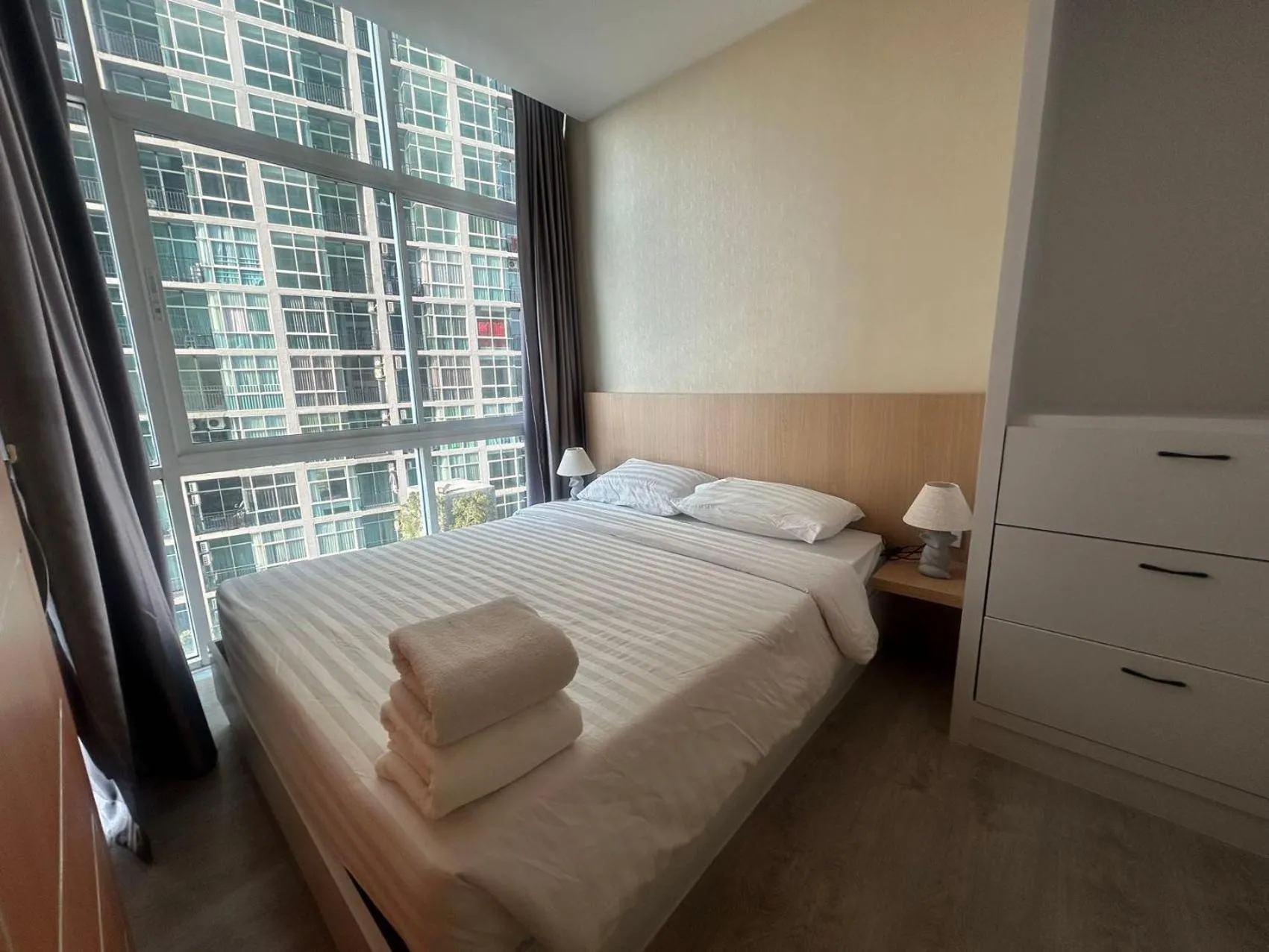 Bed in The Grand Jomtien Condo