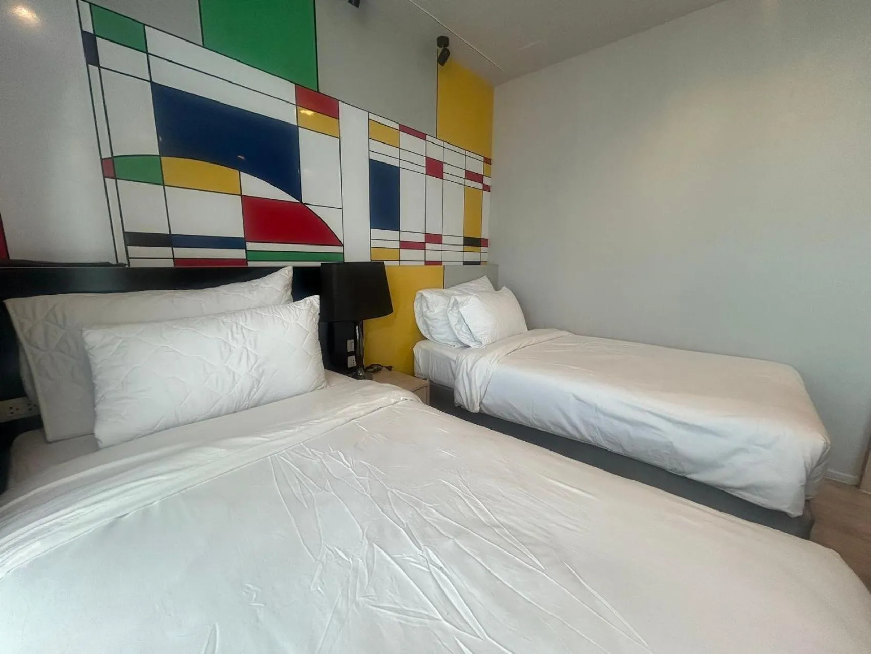 Bedroom, Bed in The Grand Jomtien Condo