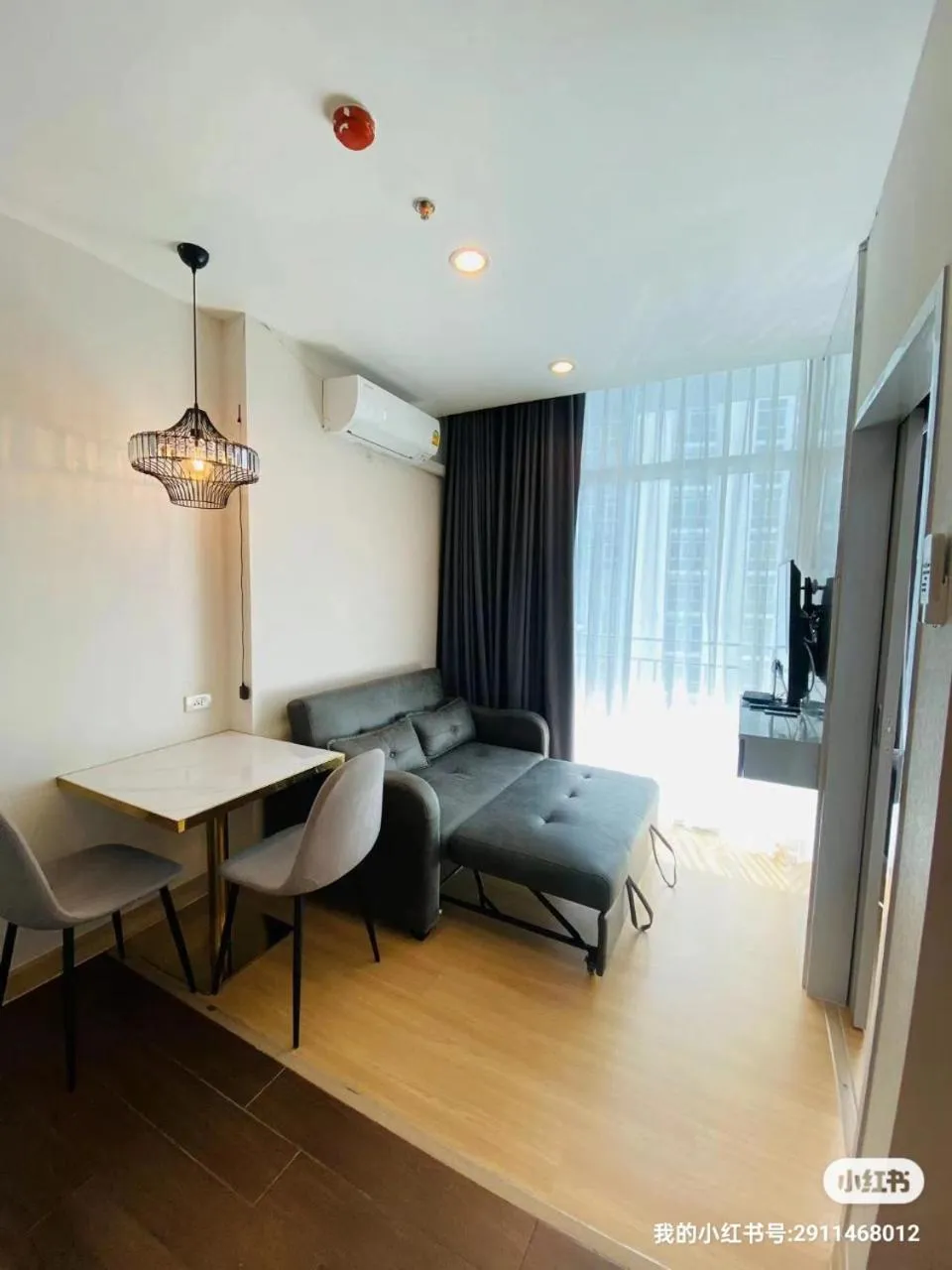 Photo of the whole room, Bed in The Grand Jomtien Condo