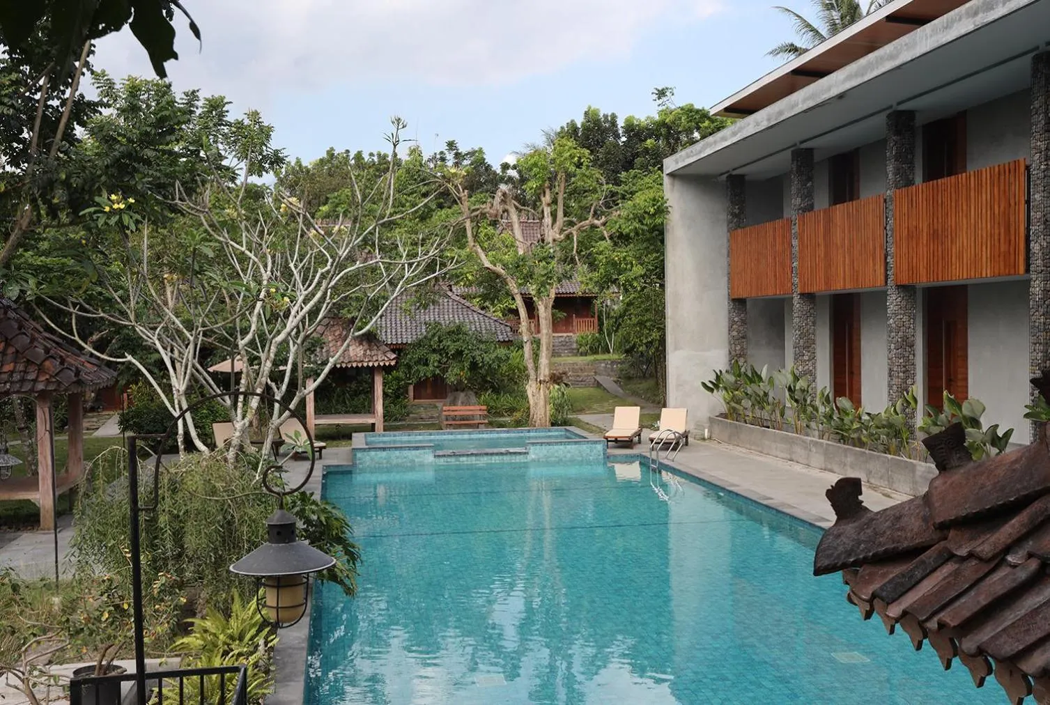Swimming pool in Amata Borobudur Resort