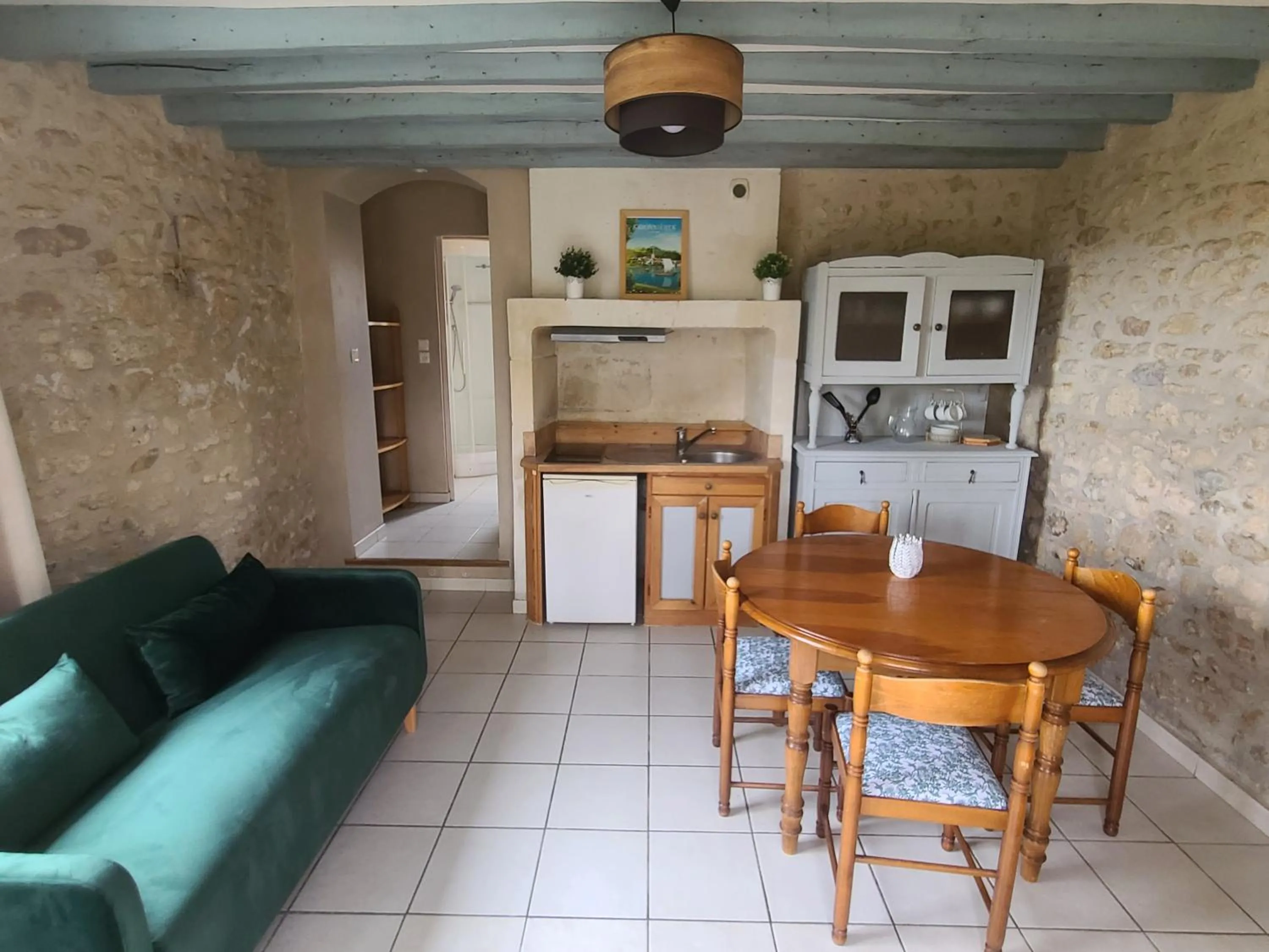 Living room in Chambres d'Hôtes du Clos de la Touche - Piscine chauffée