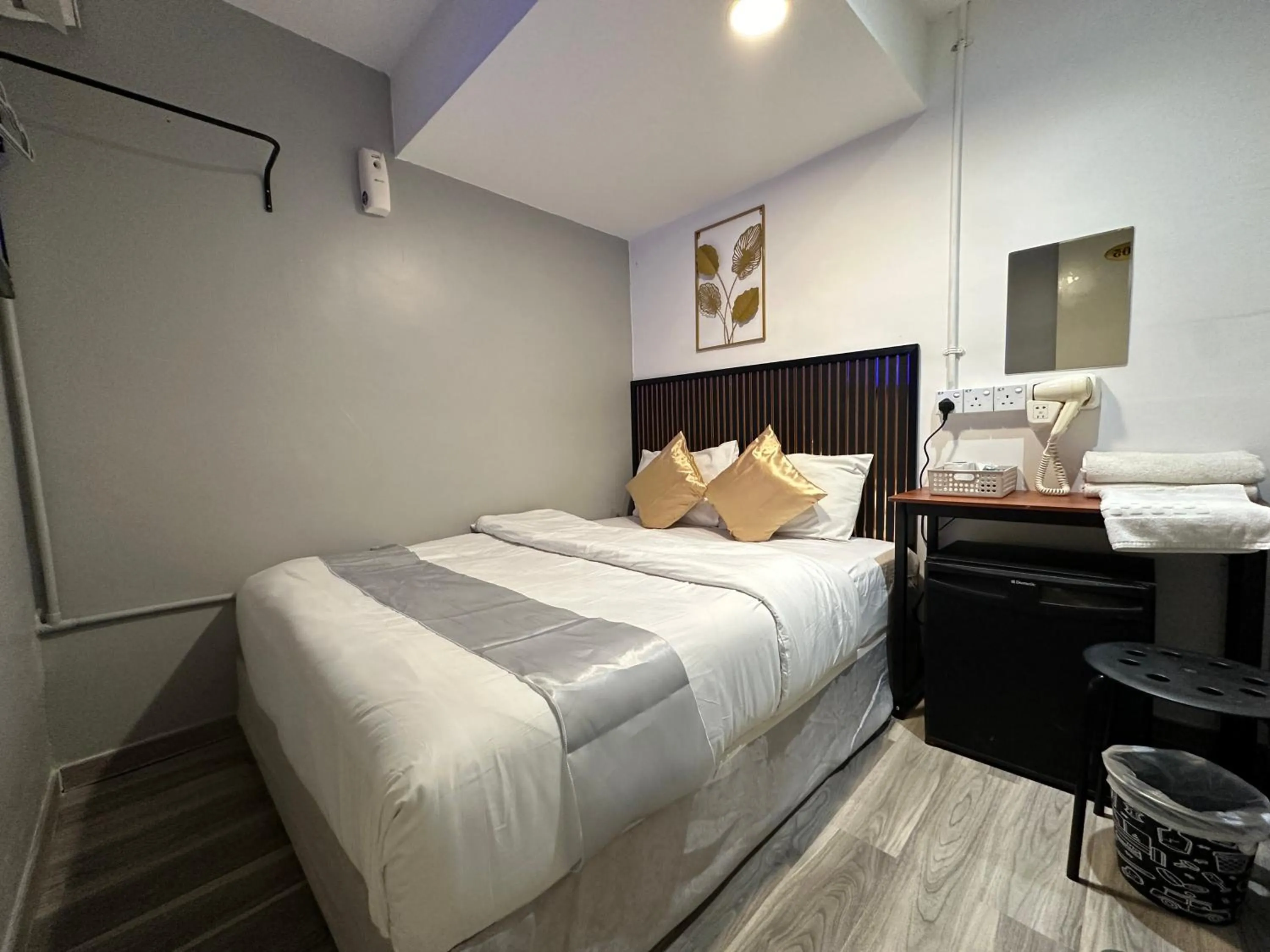 Bed in SS Grey House