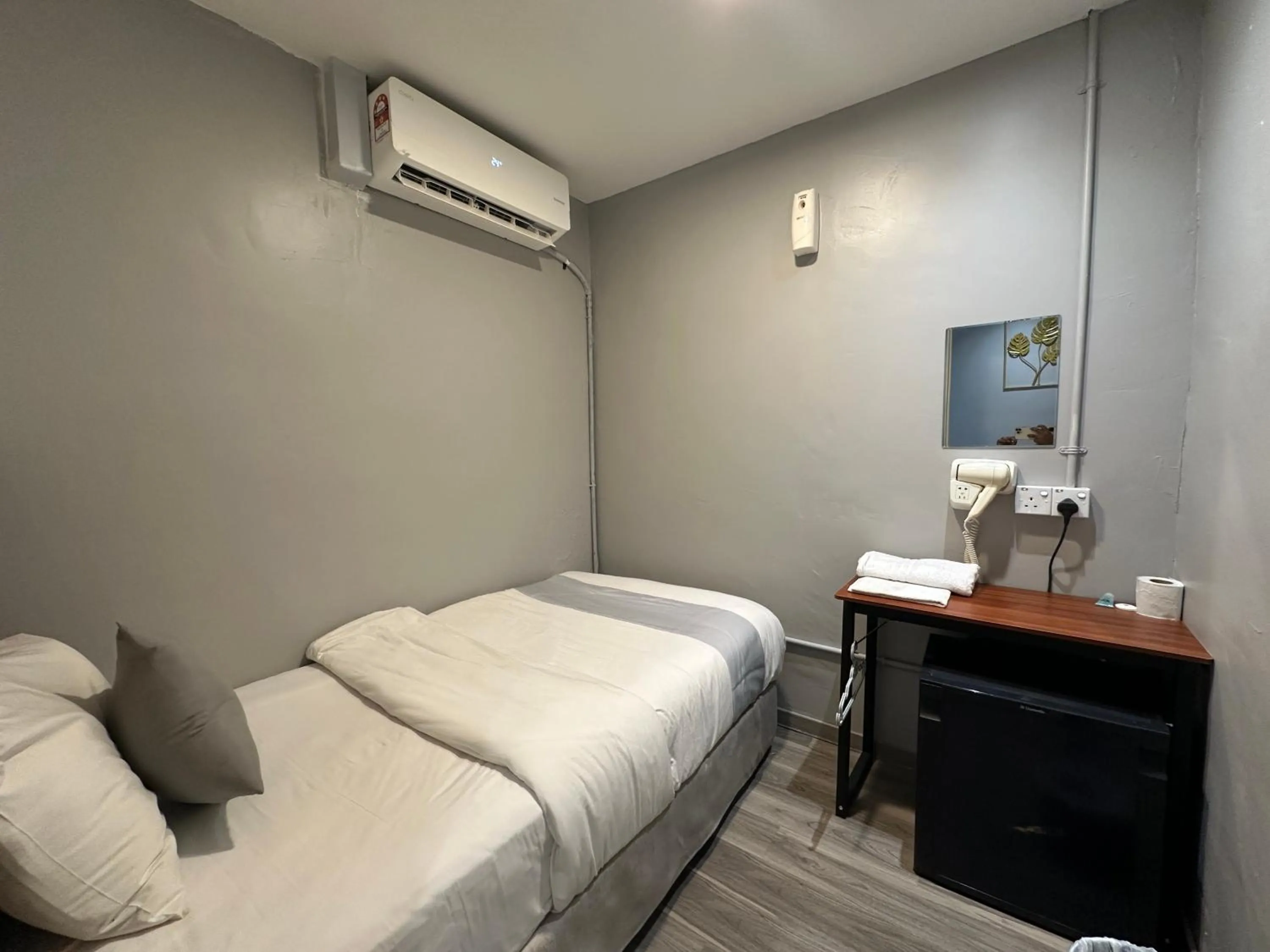 Bed in SS Grey House