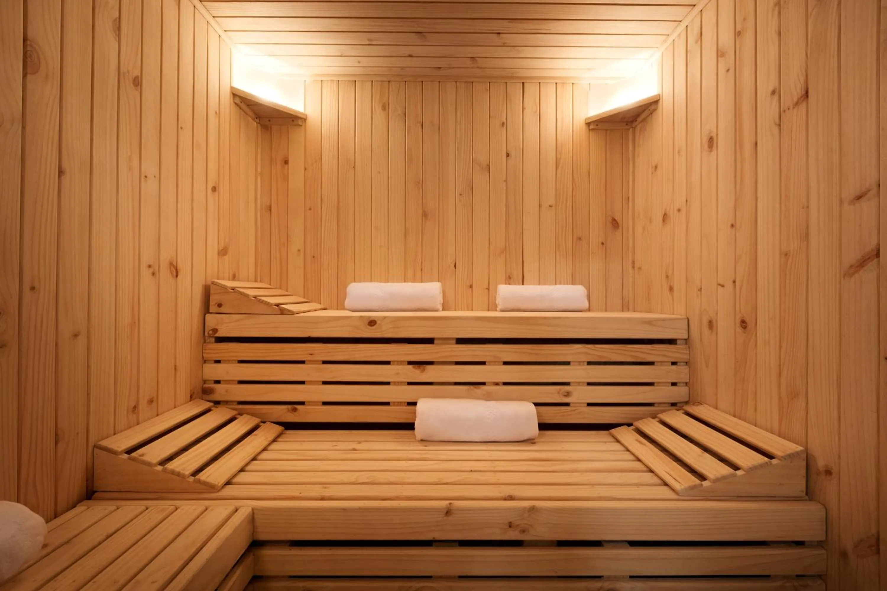Sauna in Wyndham Costa del Sol Lima City
