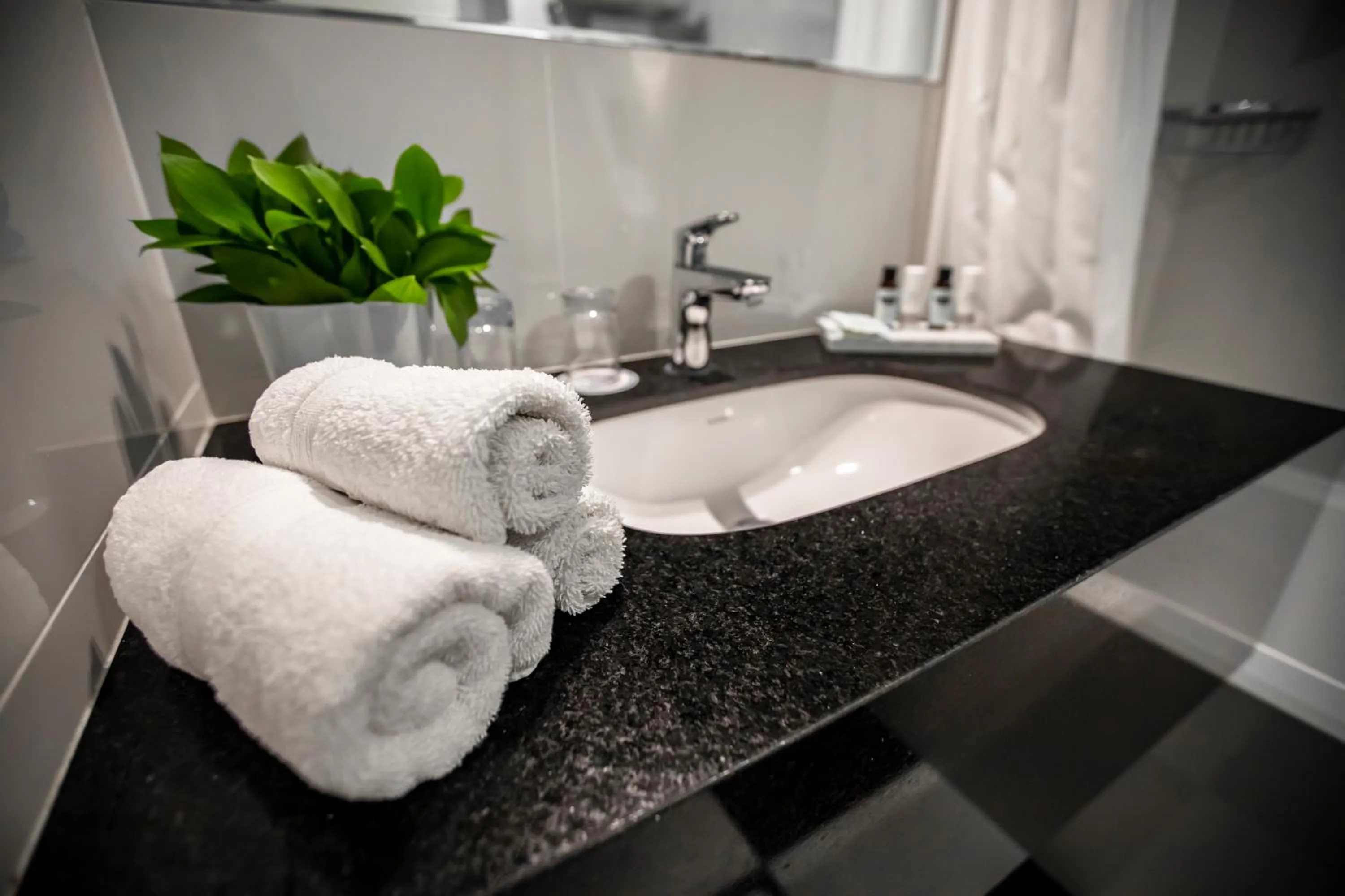 Bathroom in Wyndham Costa del Sol Lima City