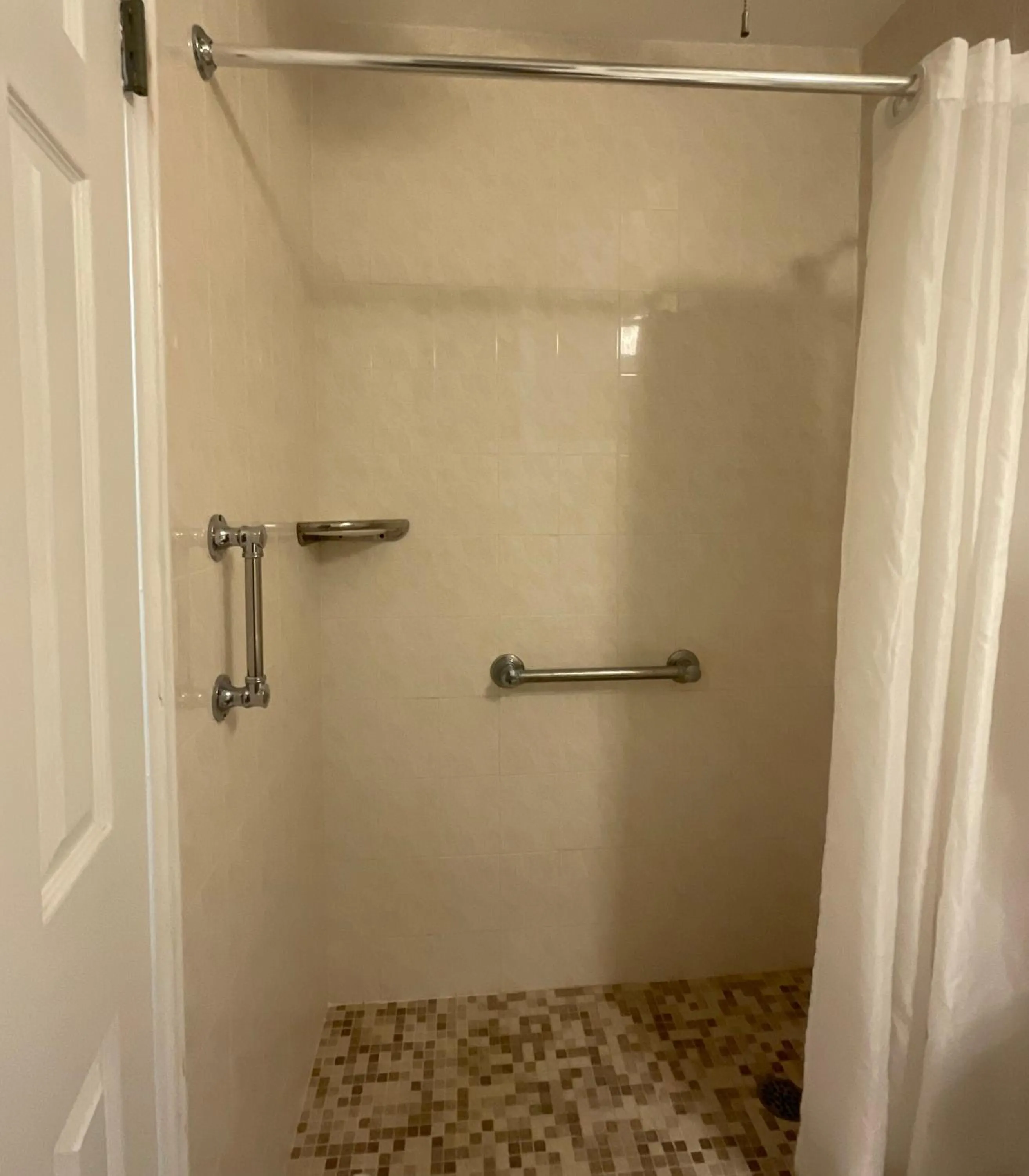 Shower in The Frederiksted Hotel