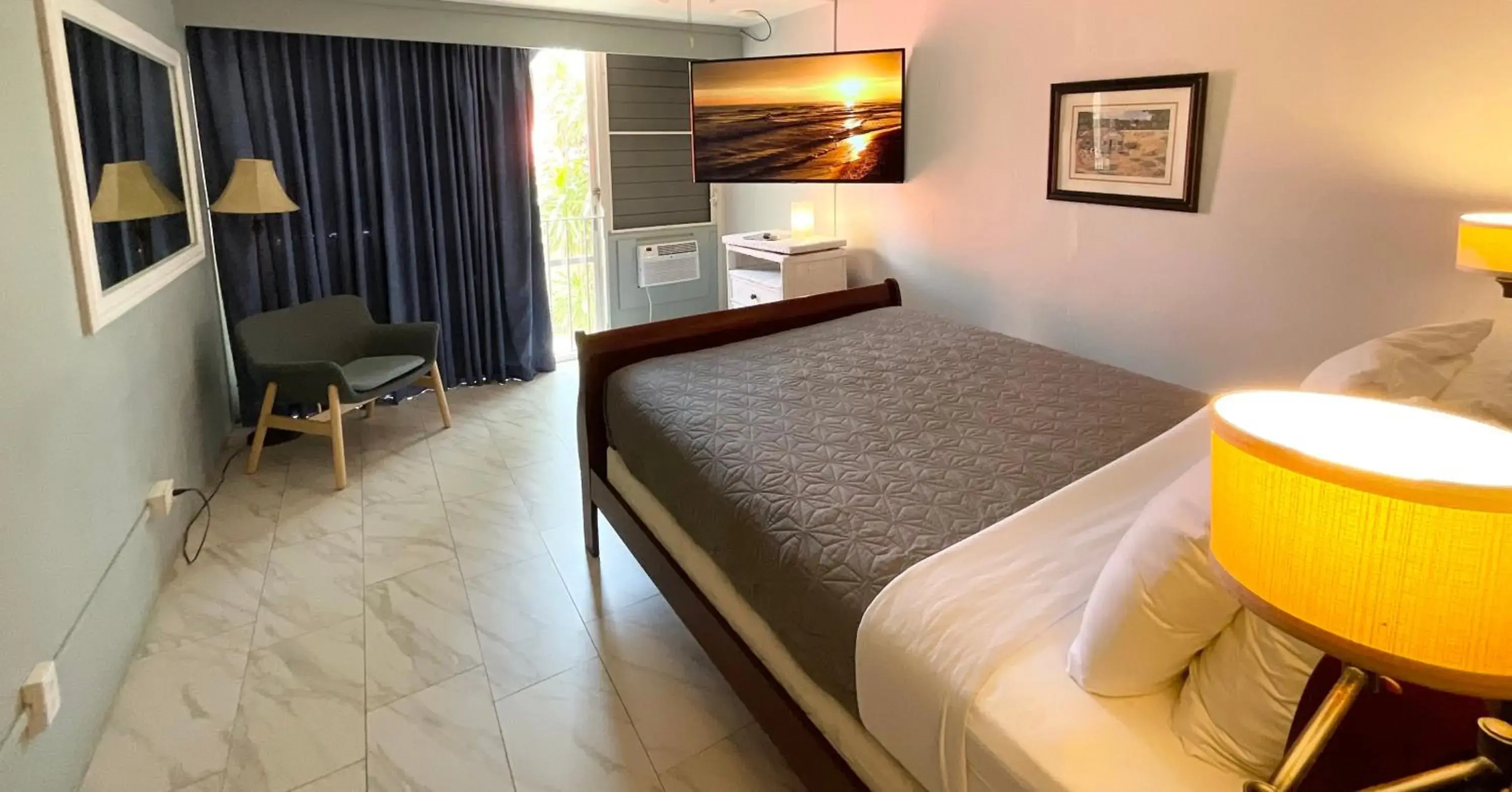 Deluxe Queen Room in The Frederiksted Hotel Deluxe Queen Room in The Frederiksted Hotel