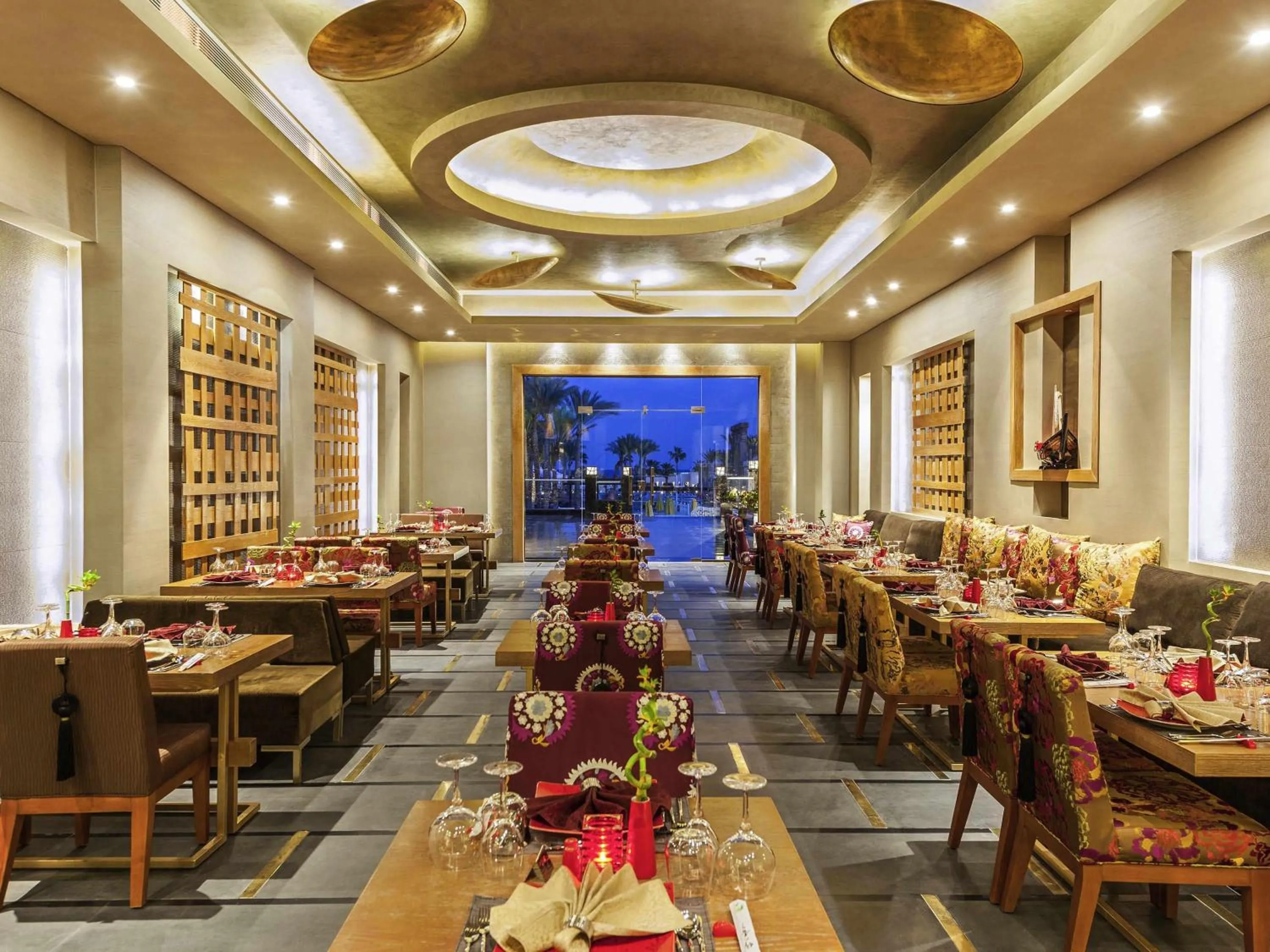 Restaurant/places to eat in Rixos Premium Seagate