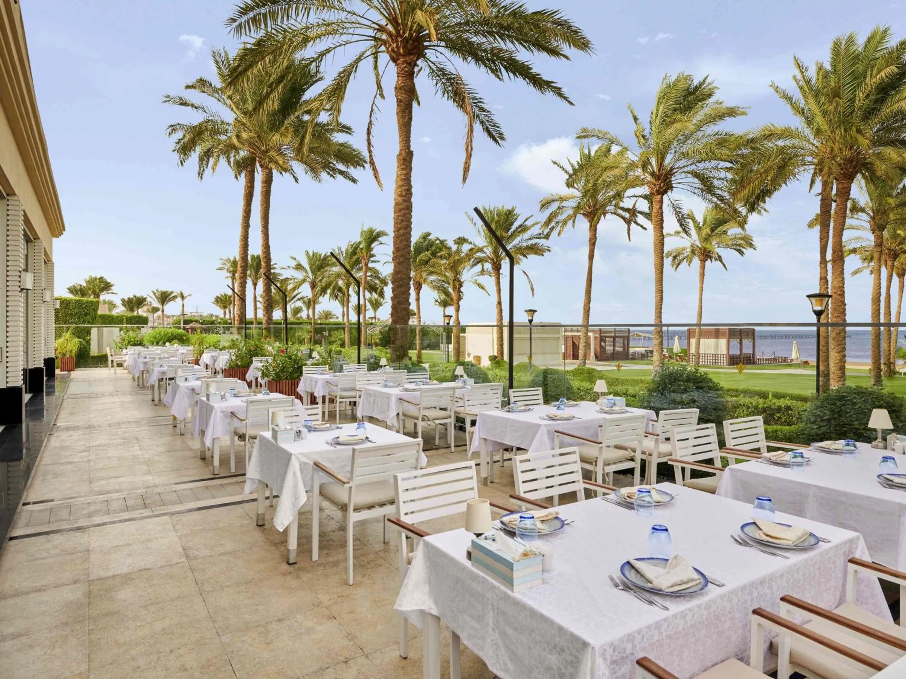 Restaurant/places to eat in Rixos Premium Seagate