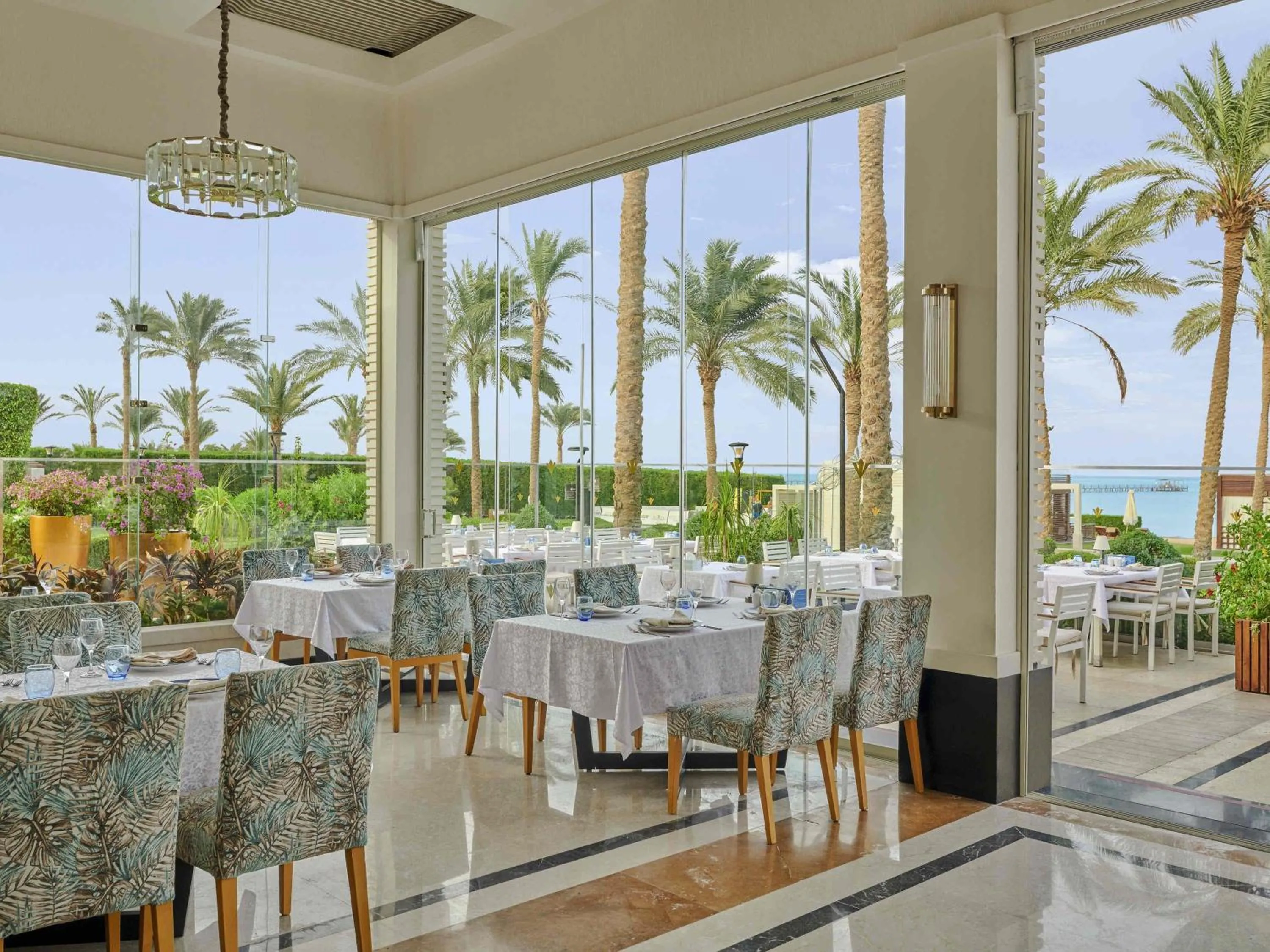 Restaurant/places to eat in Rixos Premium Seagate