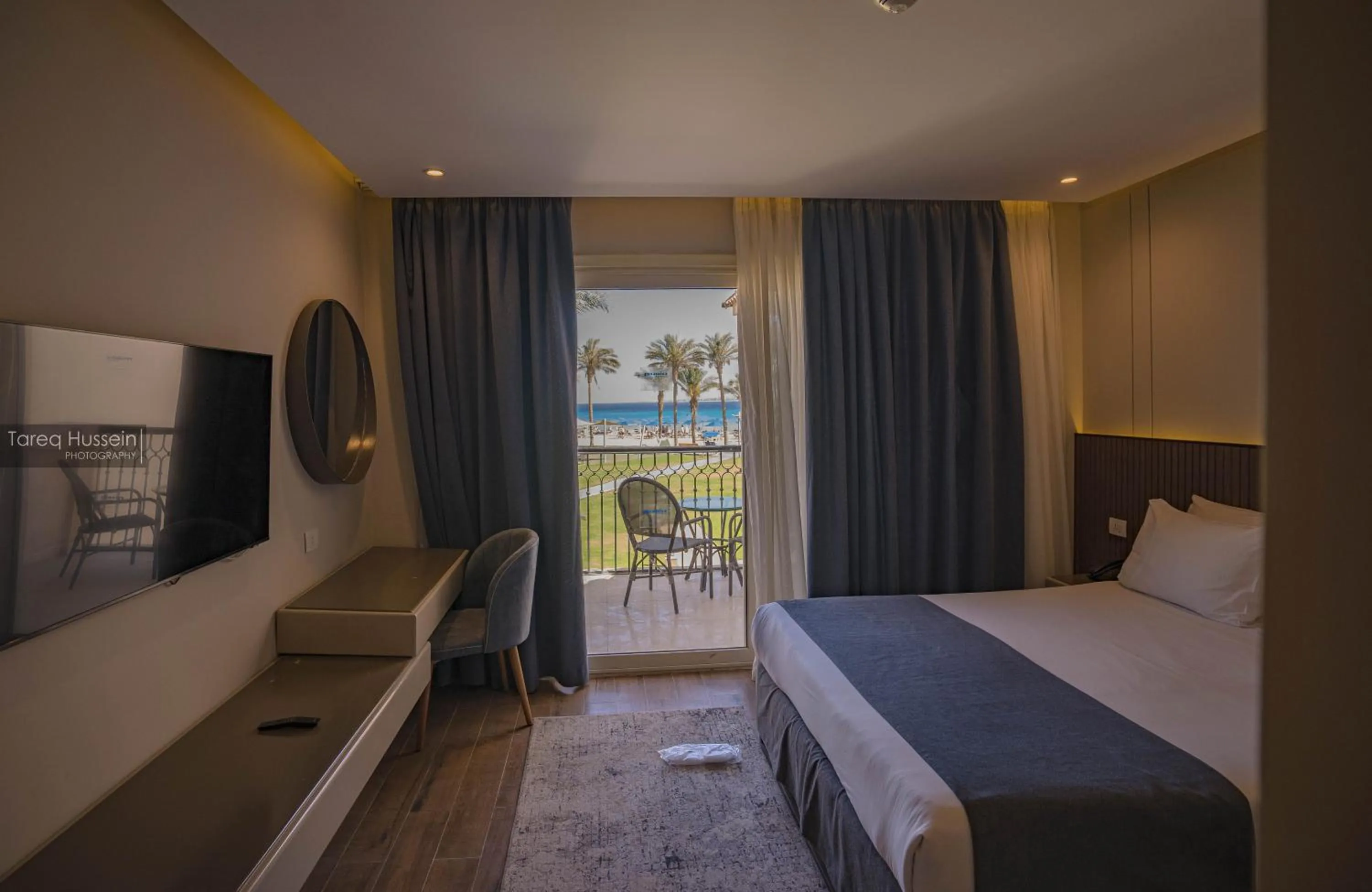 View (from property/room), Bed in Pyramisa Beach Resort Sahl Hasheesh