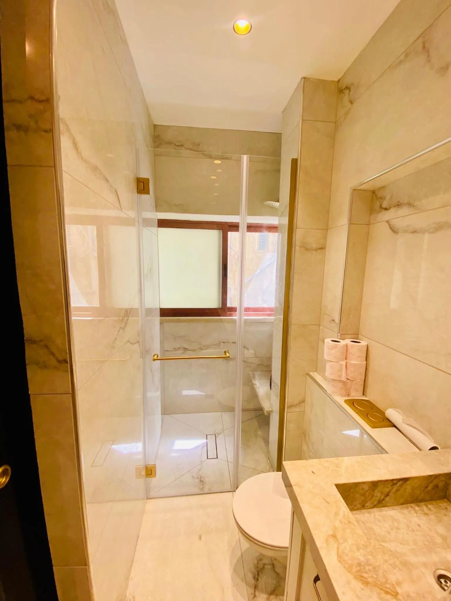 Shower in Sunset TLV Apartment - Dizengoff 142