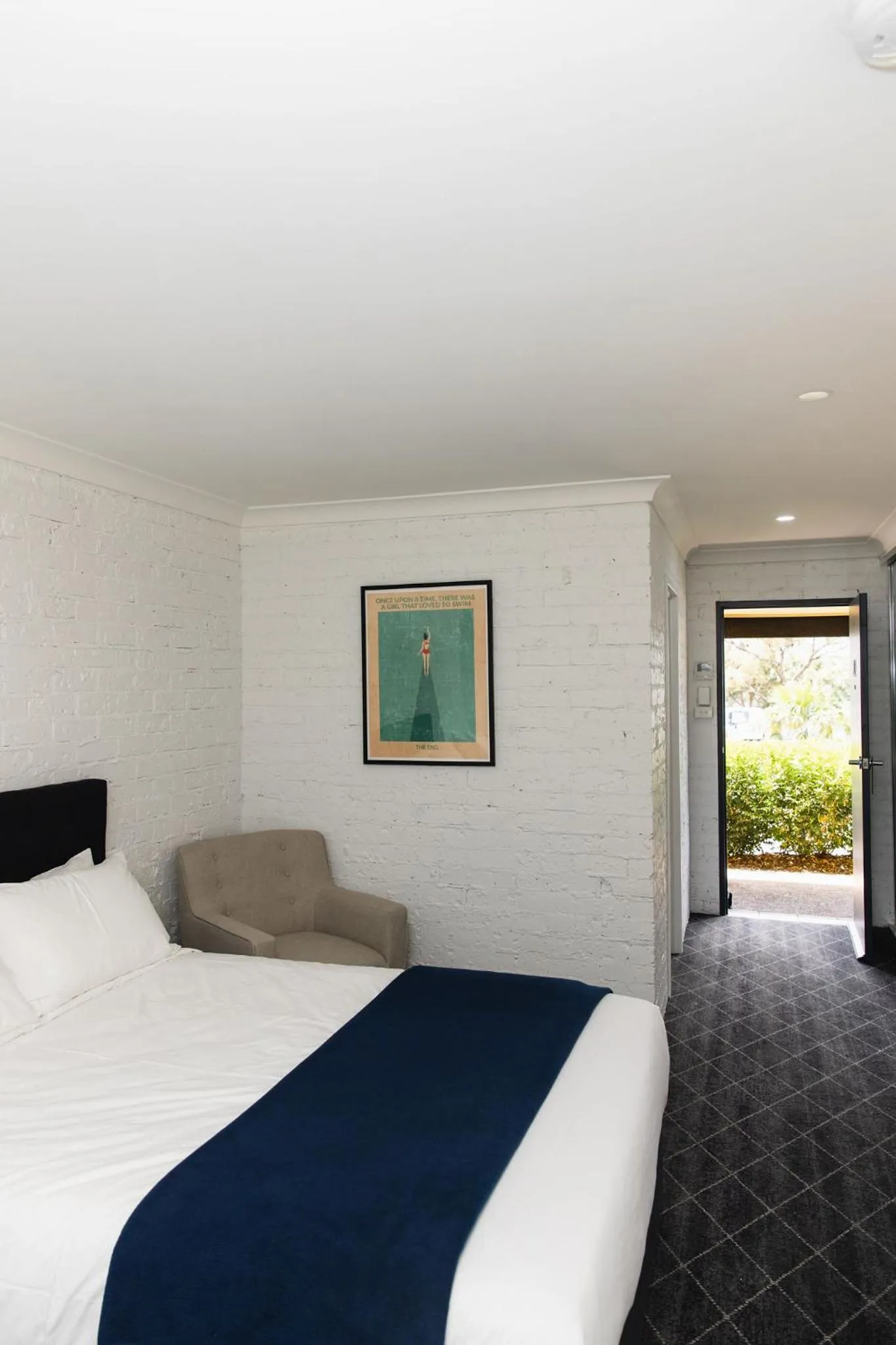 Bedroom, Bed in Lakeview Hotel Motel