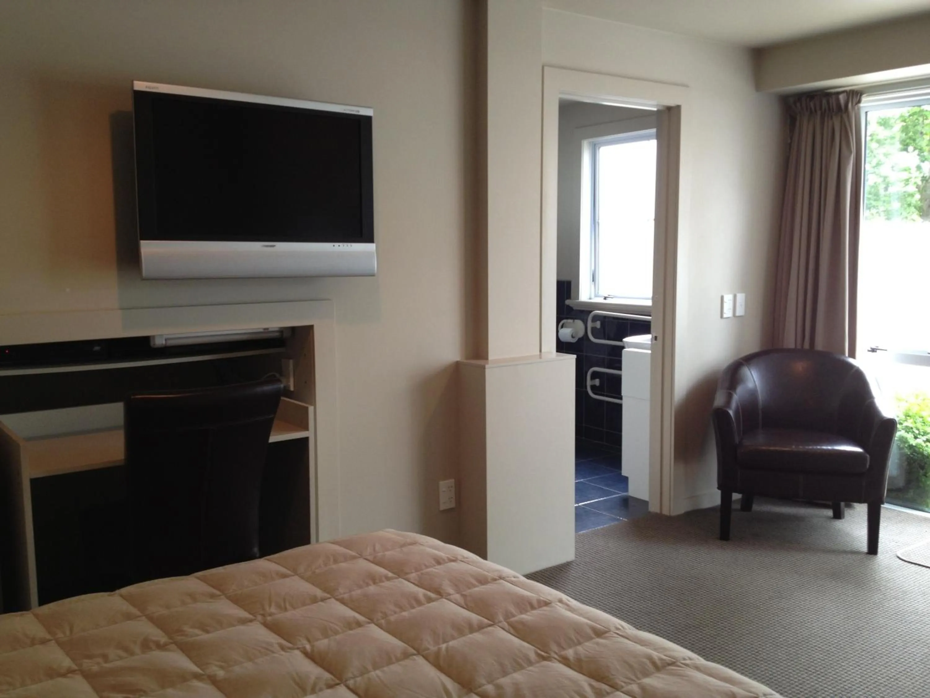 TV and multimedia, Bed in Heriot Lane City Apartments