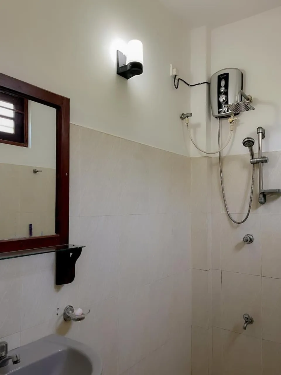 Bathroom in Mermaid Inn