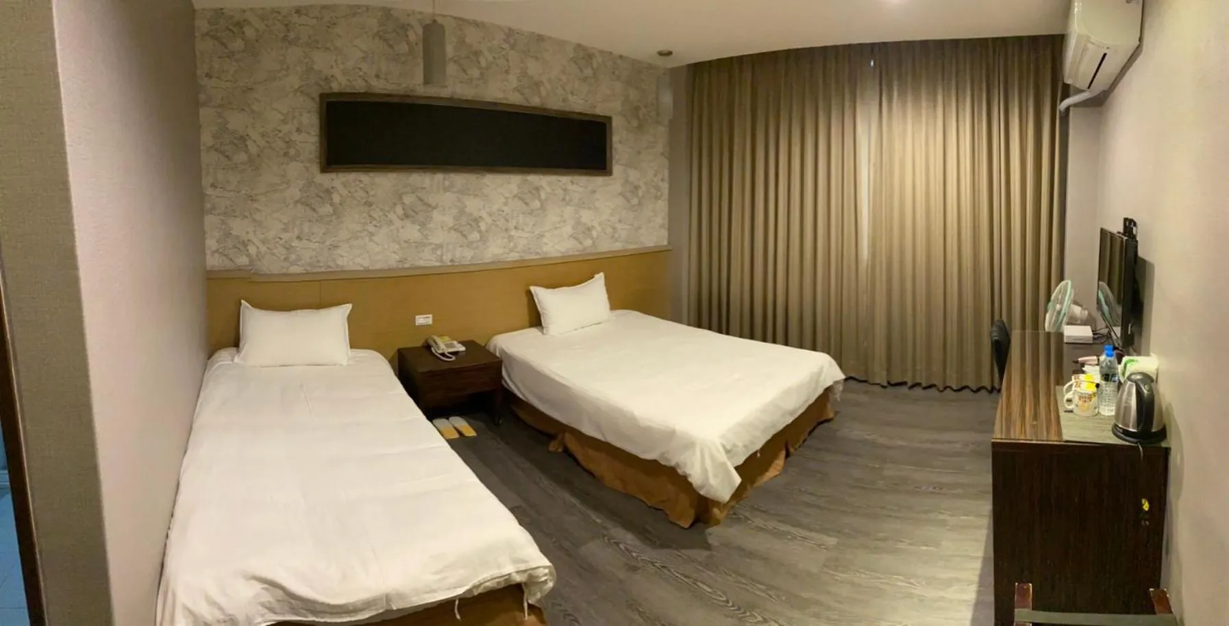 Bed in Home Full Hotel