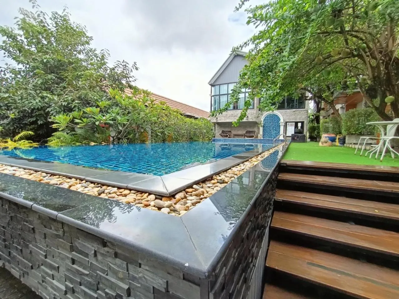 Aen Guy Boutique Hotel