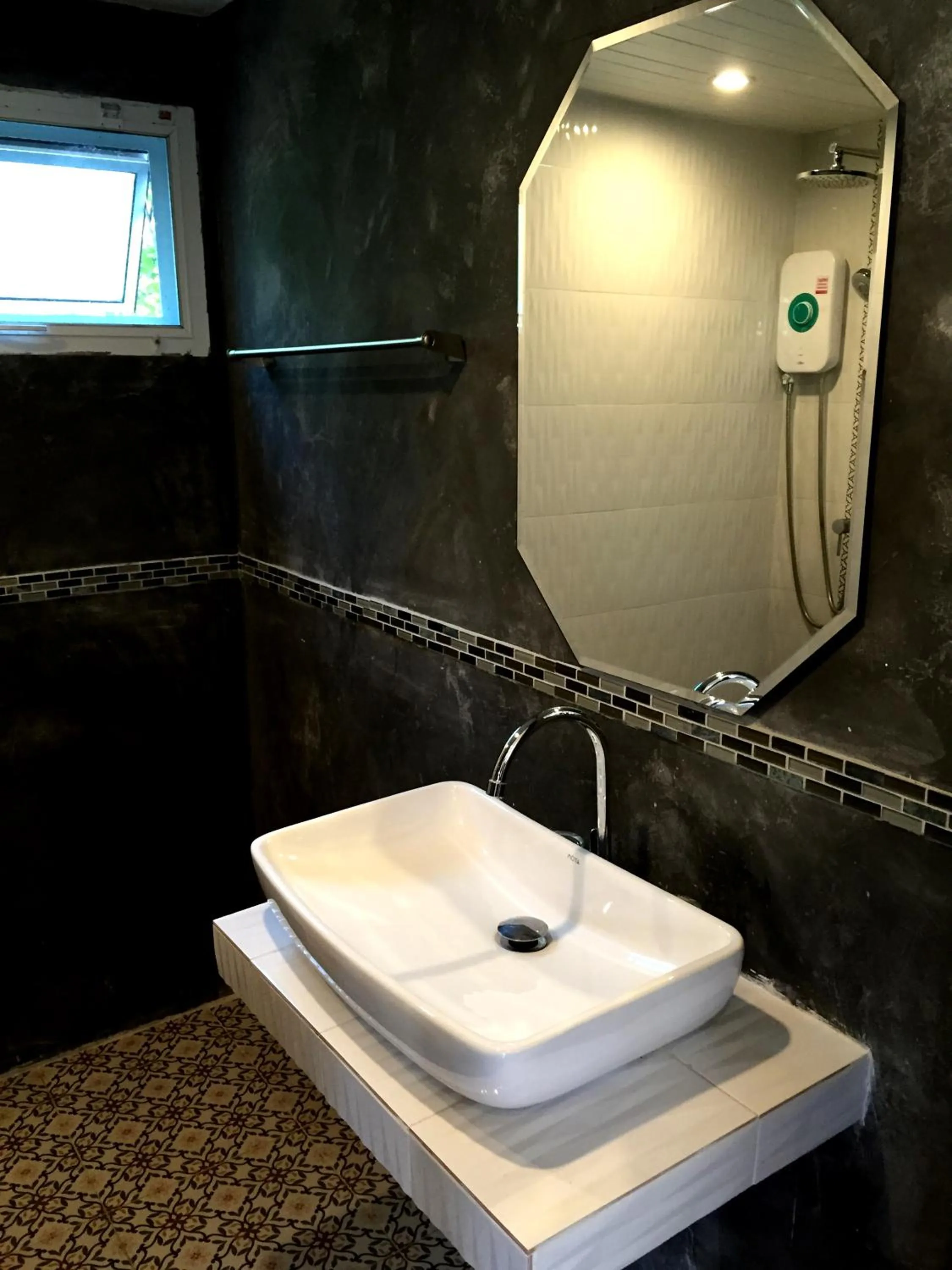 Aen Guy Boutique Hotel