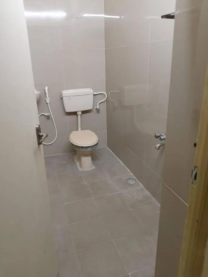 Toilet in Jaithri Hotel and Event Centre