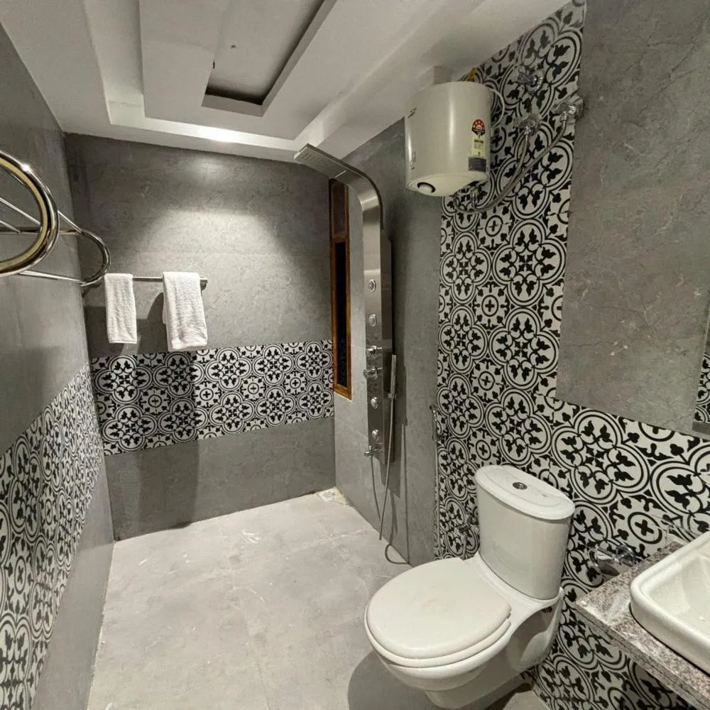 Shower in Jaithri Hotel and Event Centre