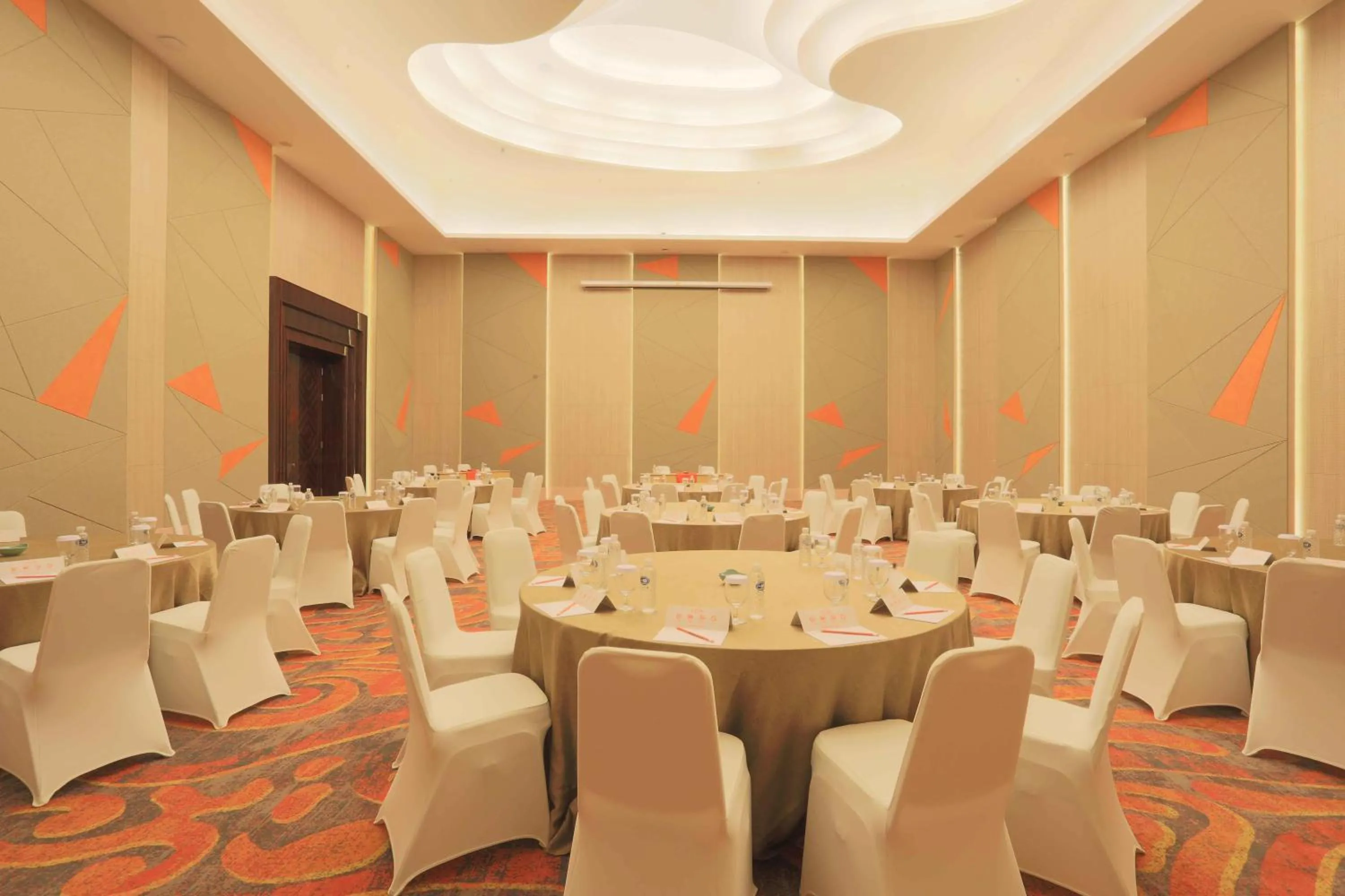 Banquet/Function facilities in HARRIS Hotel & Conventions Ciumbuleuit Bandung