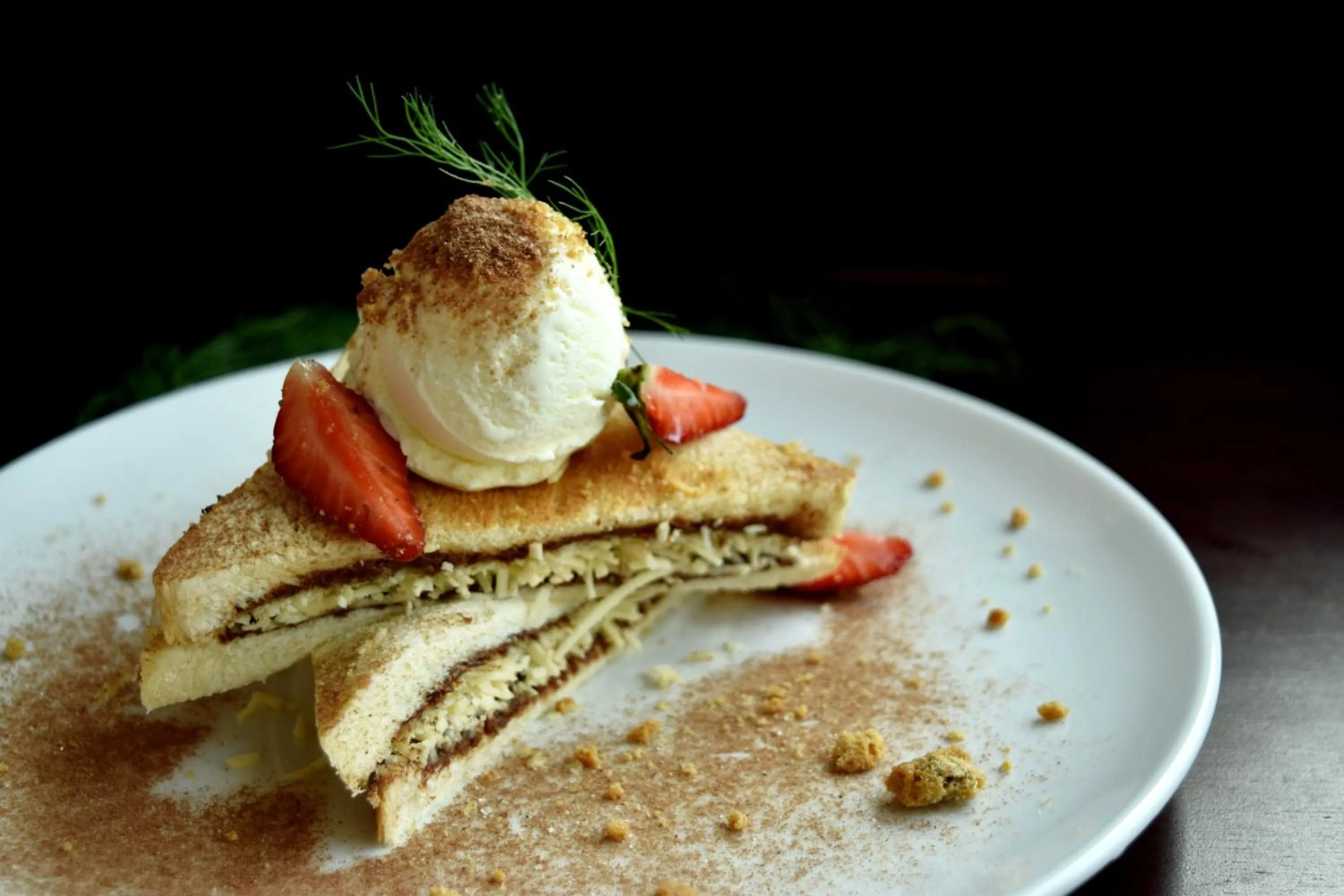 Restaurant/places to eat in HARRIS Hotel & Conventions Ciumbuleuit Bandung