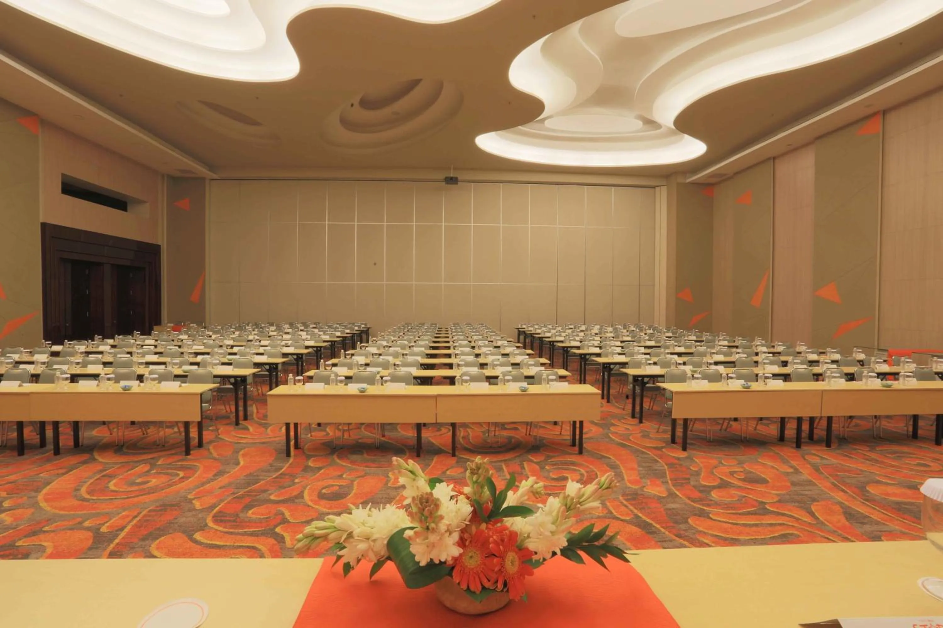 Banquet/Function facilities in HARRIS Hotel & Conventions Ciumbuleuit Bandung