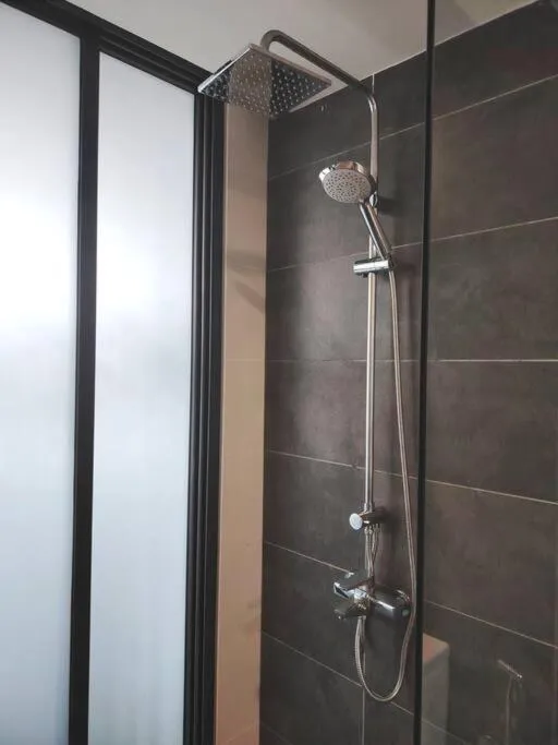 Almas Studio Couple Netflix 100Mbps BySTAY