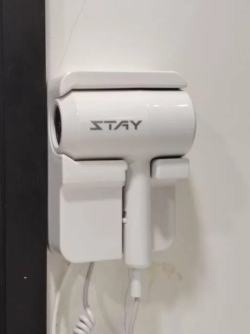 Almas Studio Couple Netflix 100Mbps BySTAY