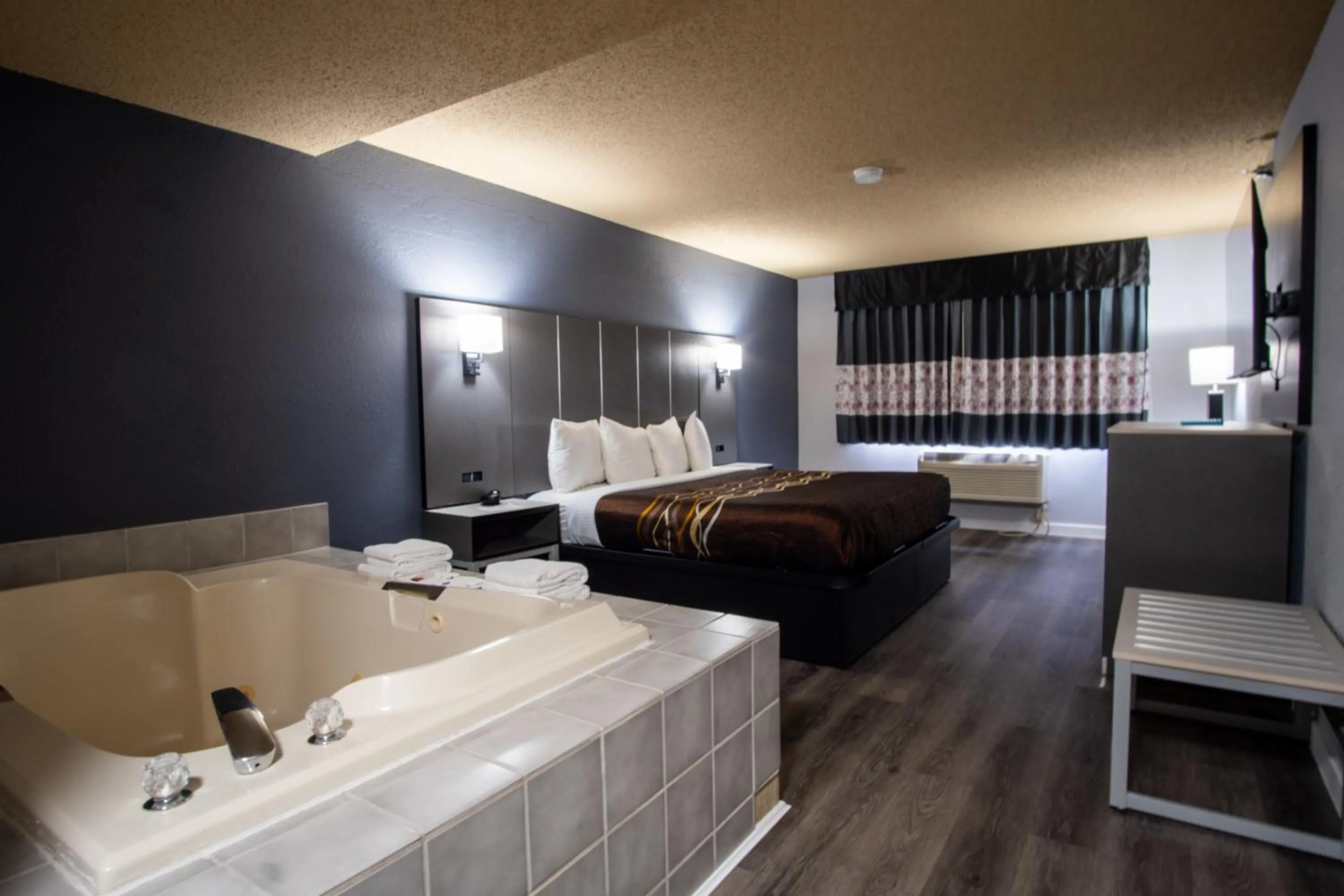 Bedroom, Bed in Coratel Inn and Suites By Jasper Eagan ST Paul Airport & Mall of America