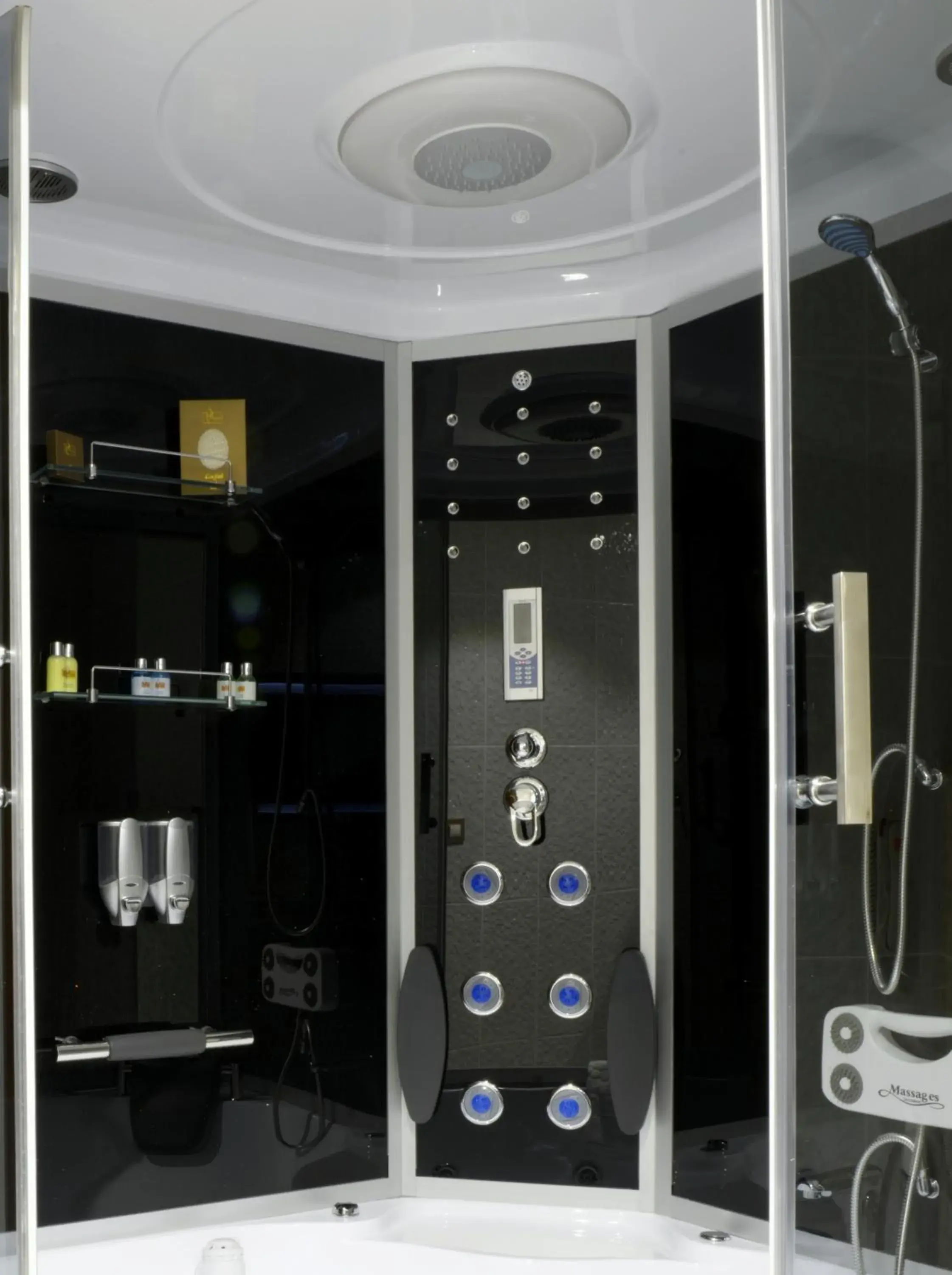 Business Suite in Mariana Hotel Erbil Business Suite in Mariana Hotel Erbil