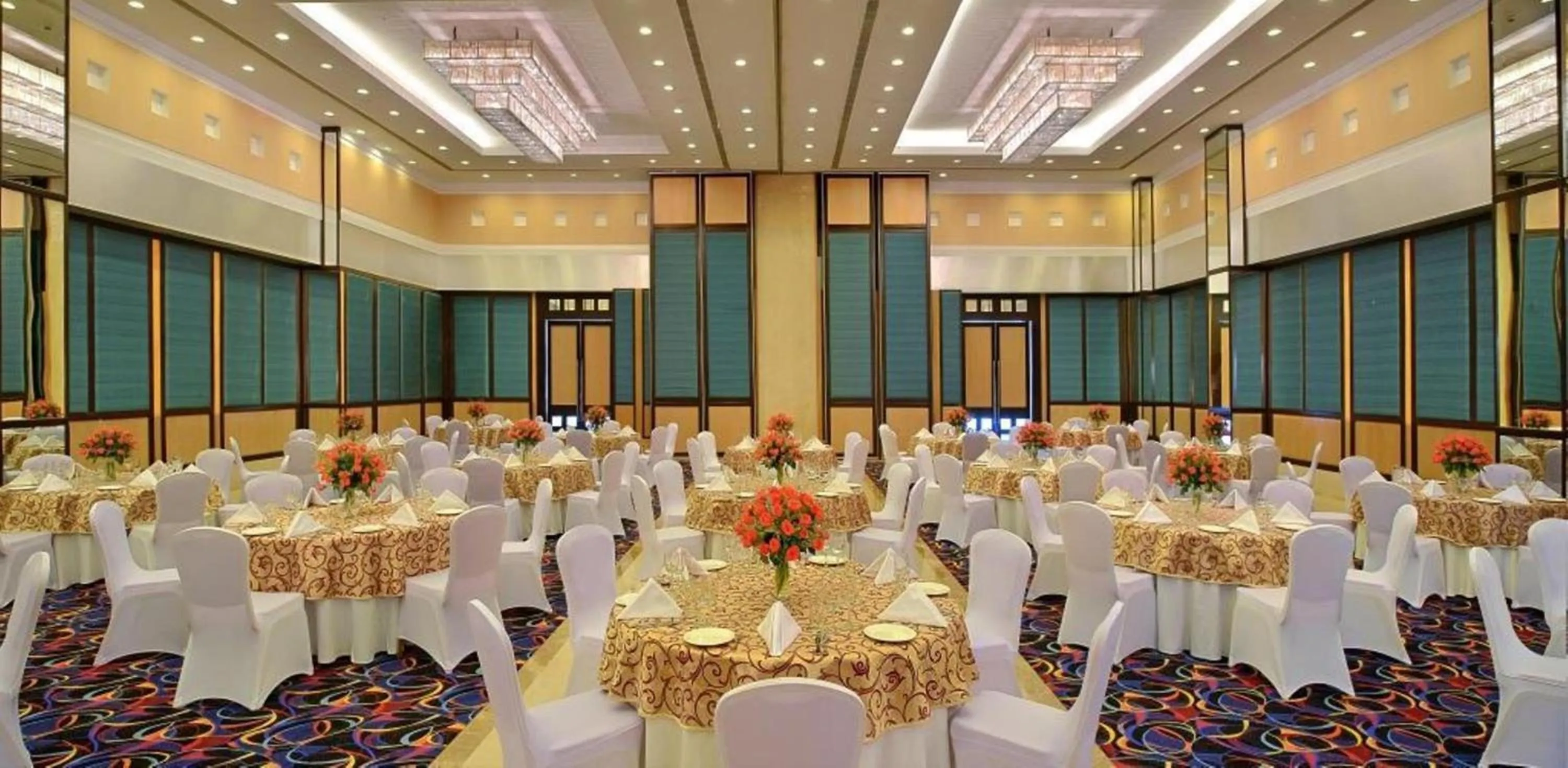 Banquet/Function facilities in Red Fox by Lemon Tree Hotels, Bhiwadi