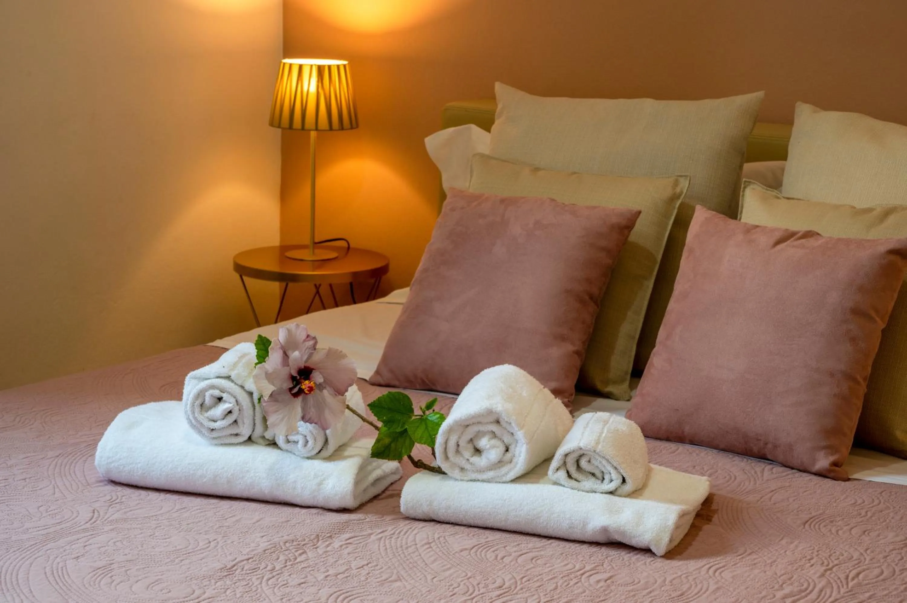 Bedroom, Bed in Villa Megna - Green Paradise B&B