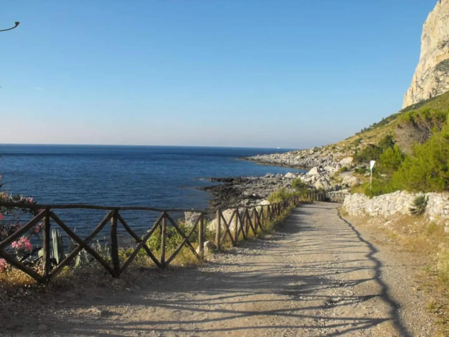 Natural landscape in Villa Megna - Green Paradise B&B