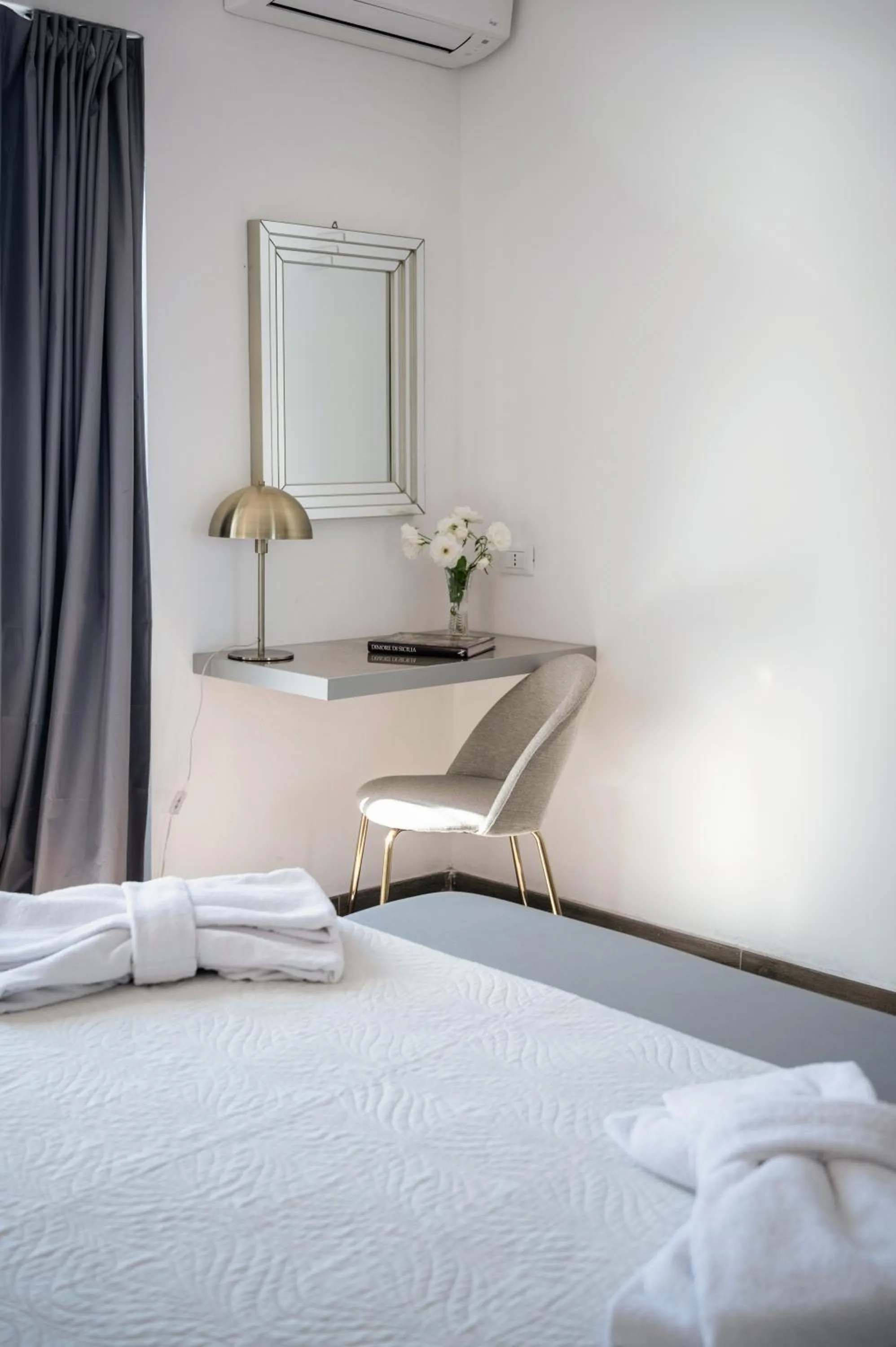 Bedroom, Bed in Villa Megna - Green Paradise B&B