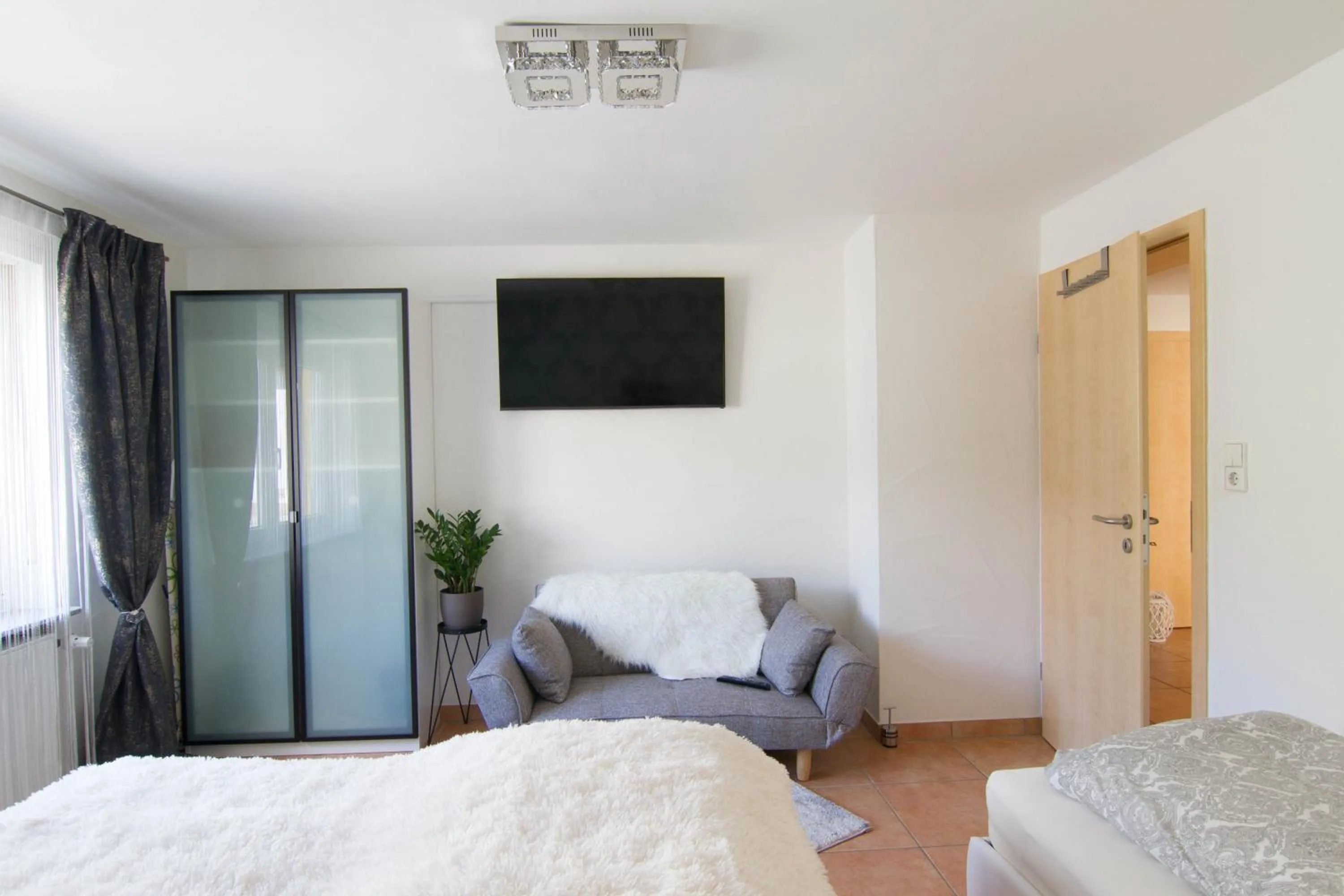 Bedroom, Bed in Rust-Fewo-Hotel