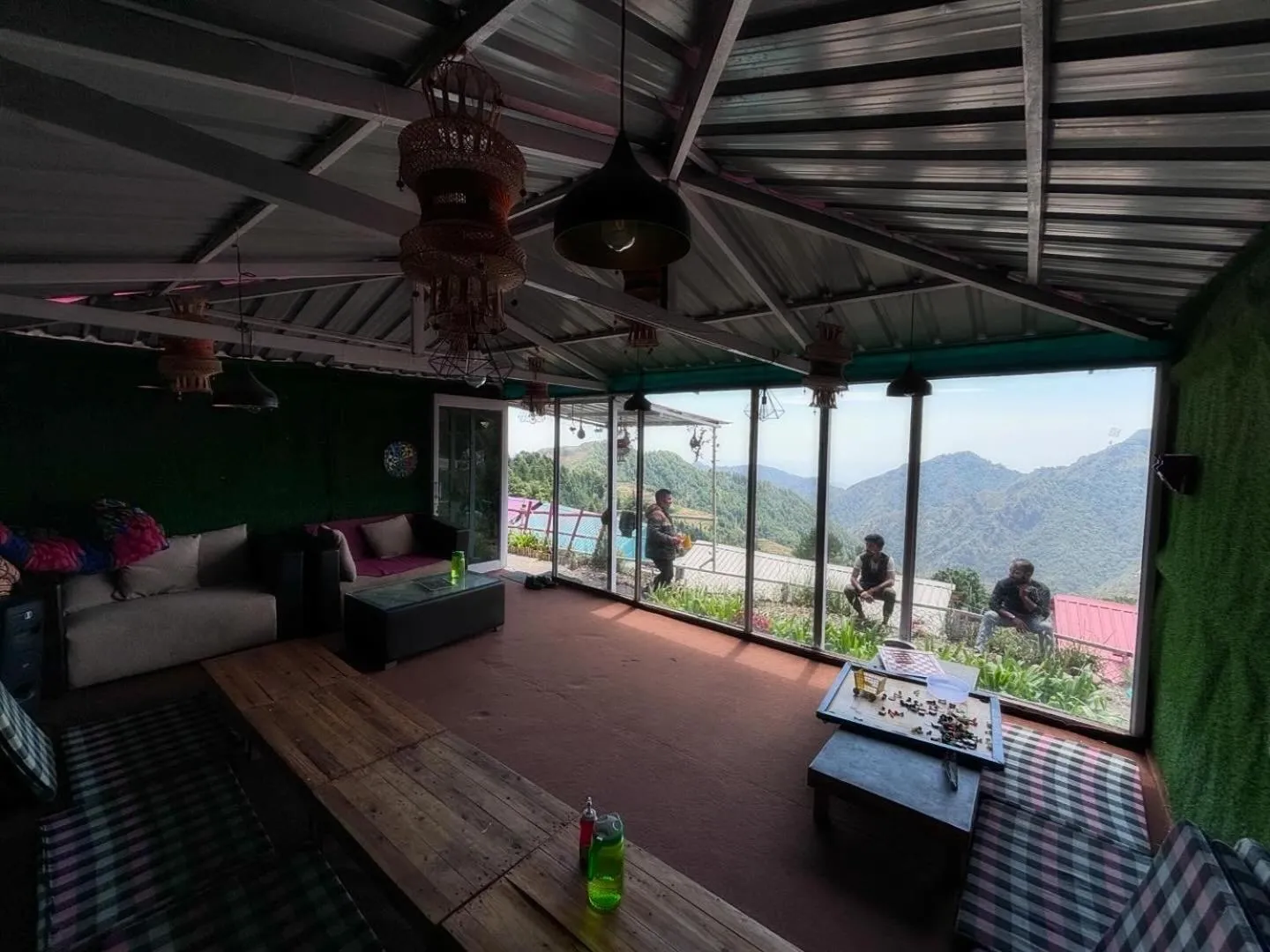 Restaurant/places to eat in The Green Valley Resort Kanatal