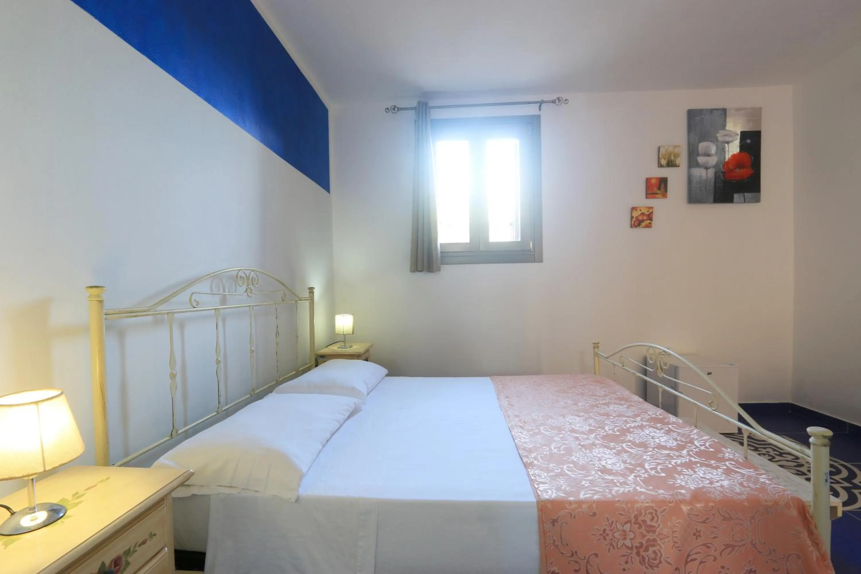 Bed in Allu Ruvezzu