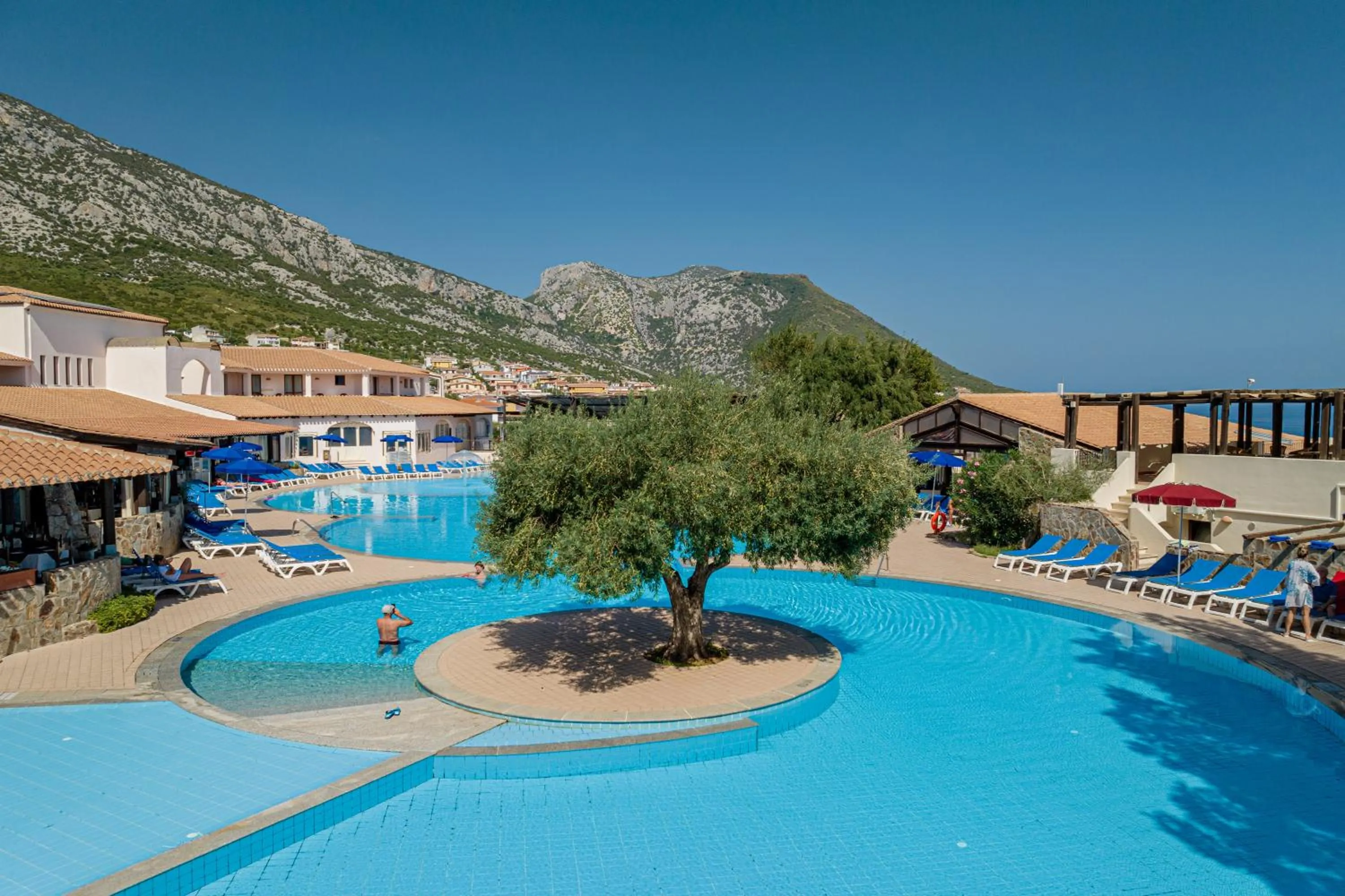 Pool view in Club Esse Cala Gonone