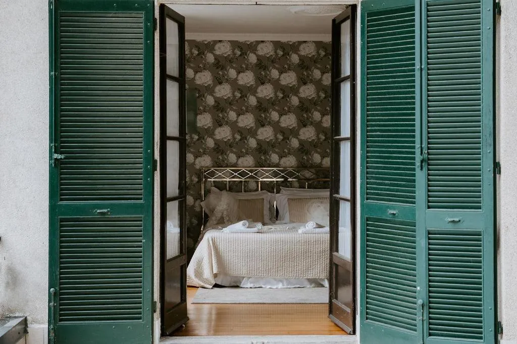 Photo of the whole room, Bed in Villa Sofia luxury home between Como and MIlano