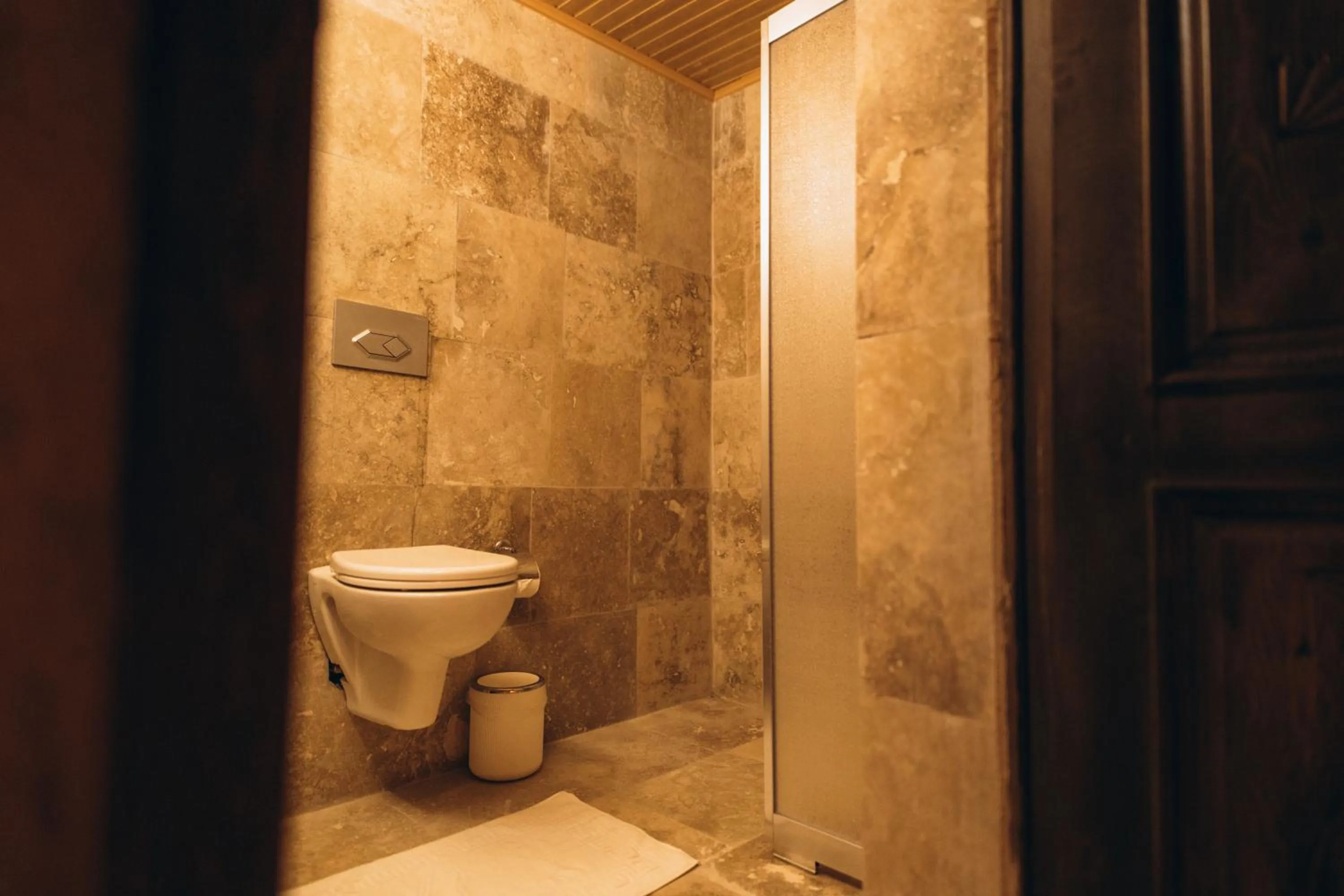 Toilet in İsadora Cave Cappadocia