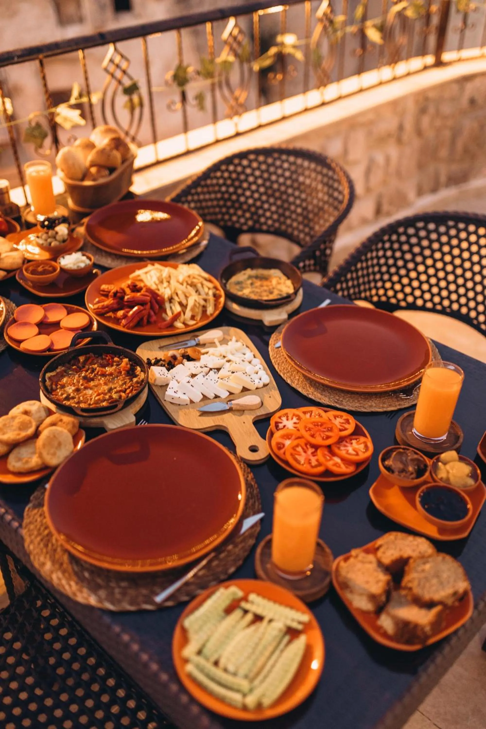 Breakfast in İsadora Cave Cappadocia