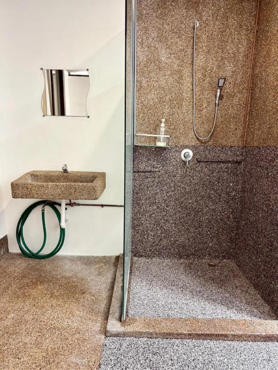 Shower in Ardour Lodge "B" Wing