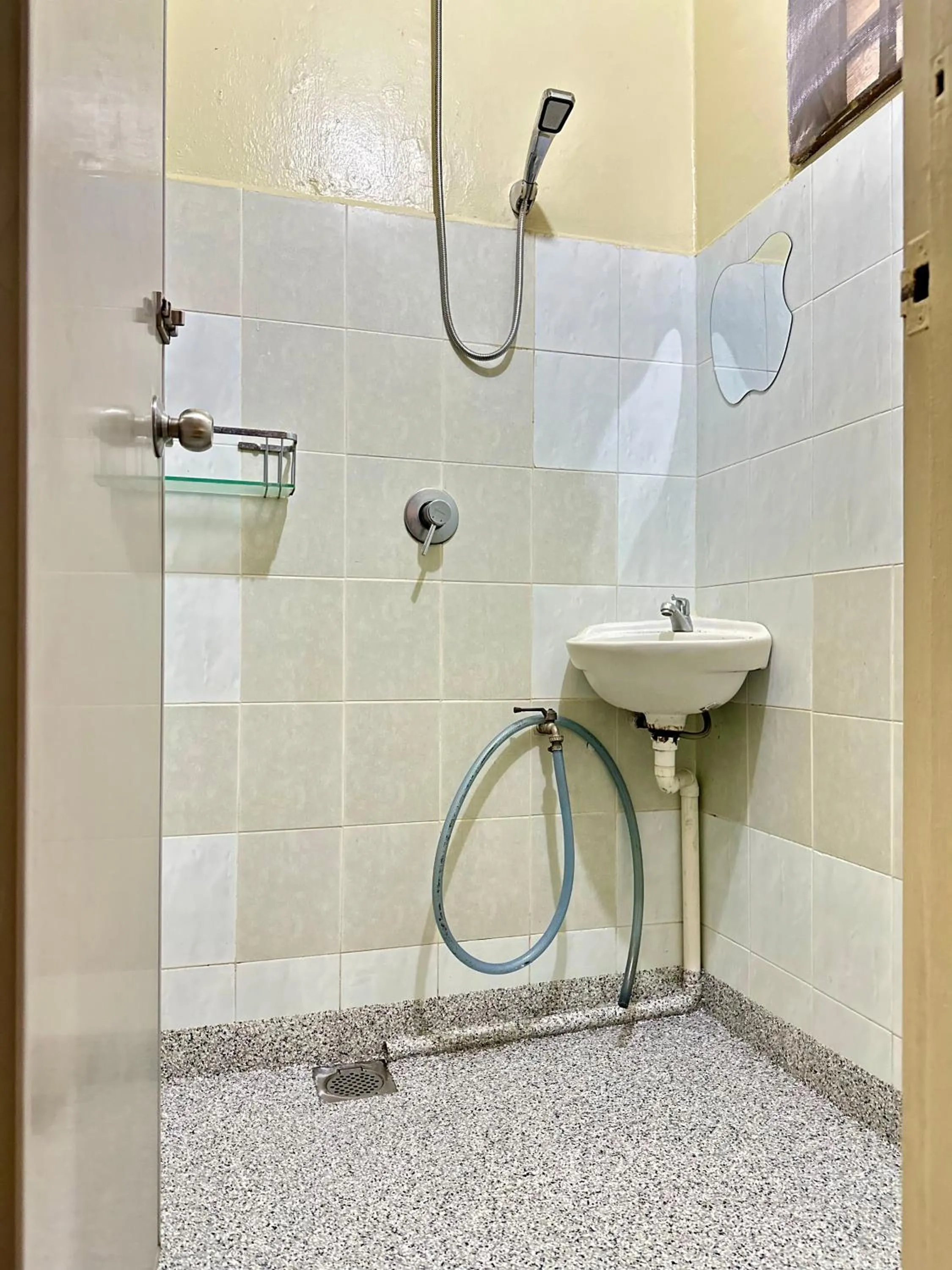 Shower in Ardour Lodge "B" Wing