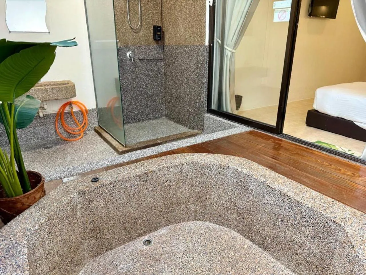 Shower in Ardour Lodge "B" Wing