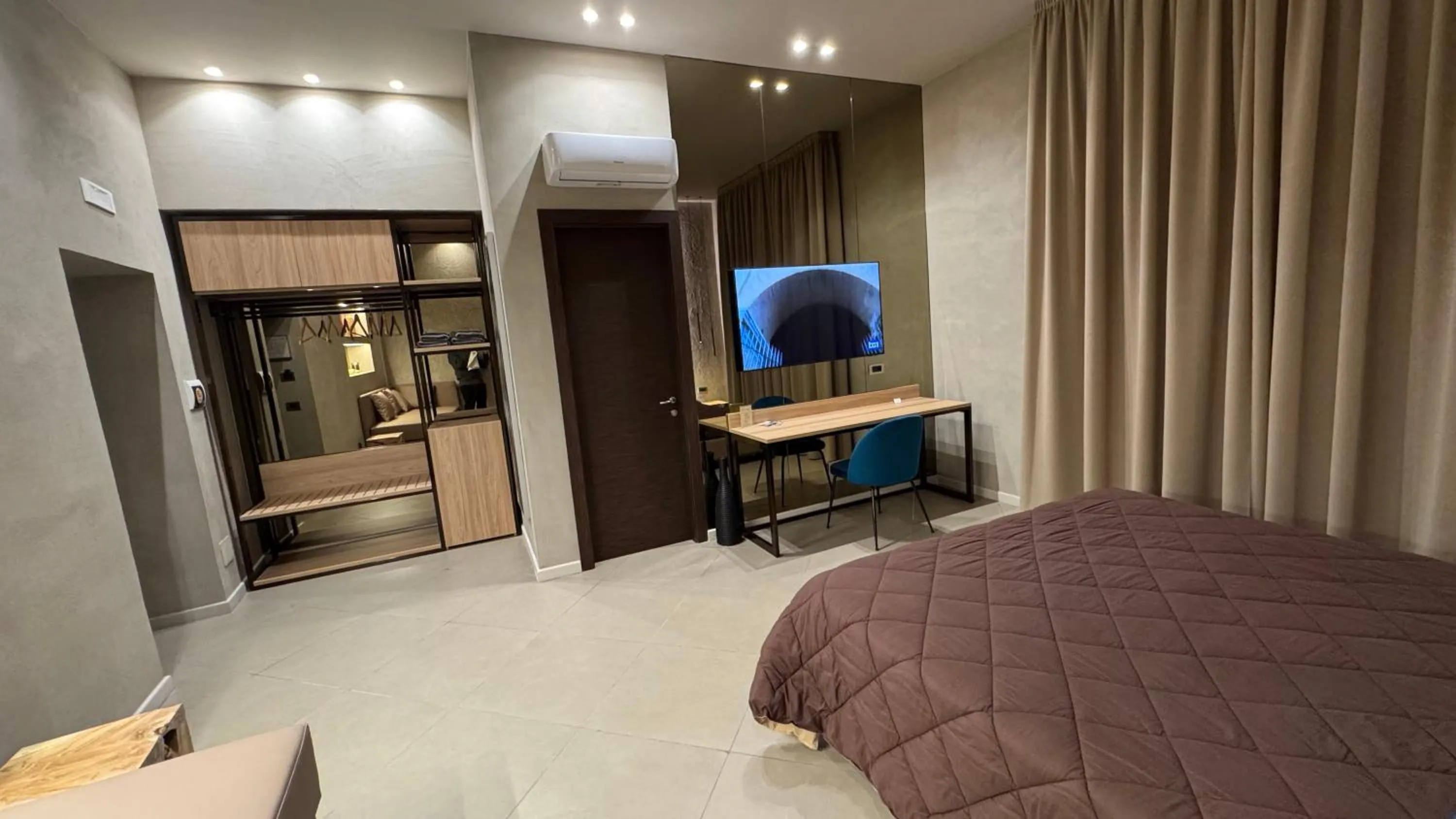 Bed in Tropicana Room