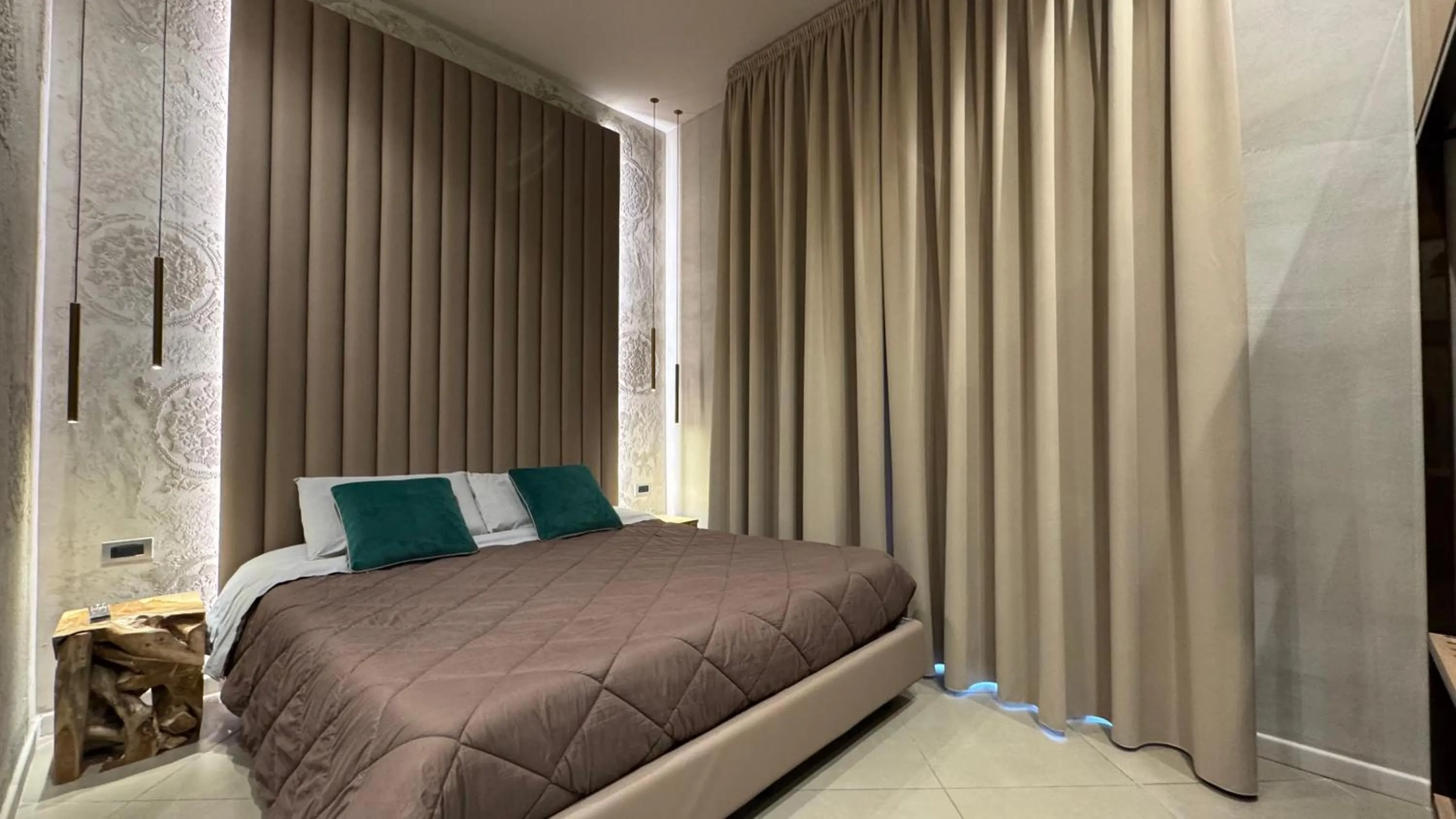 Bed in Tropicana Room