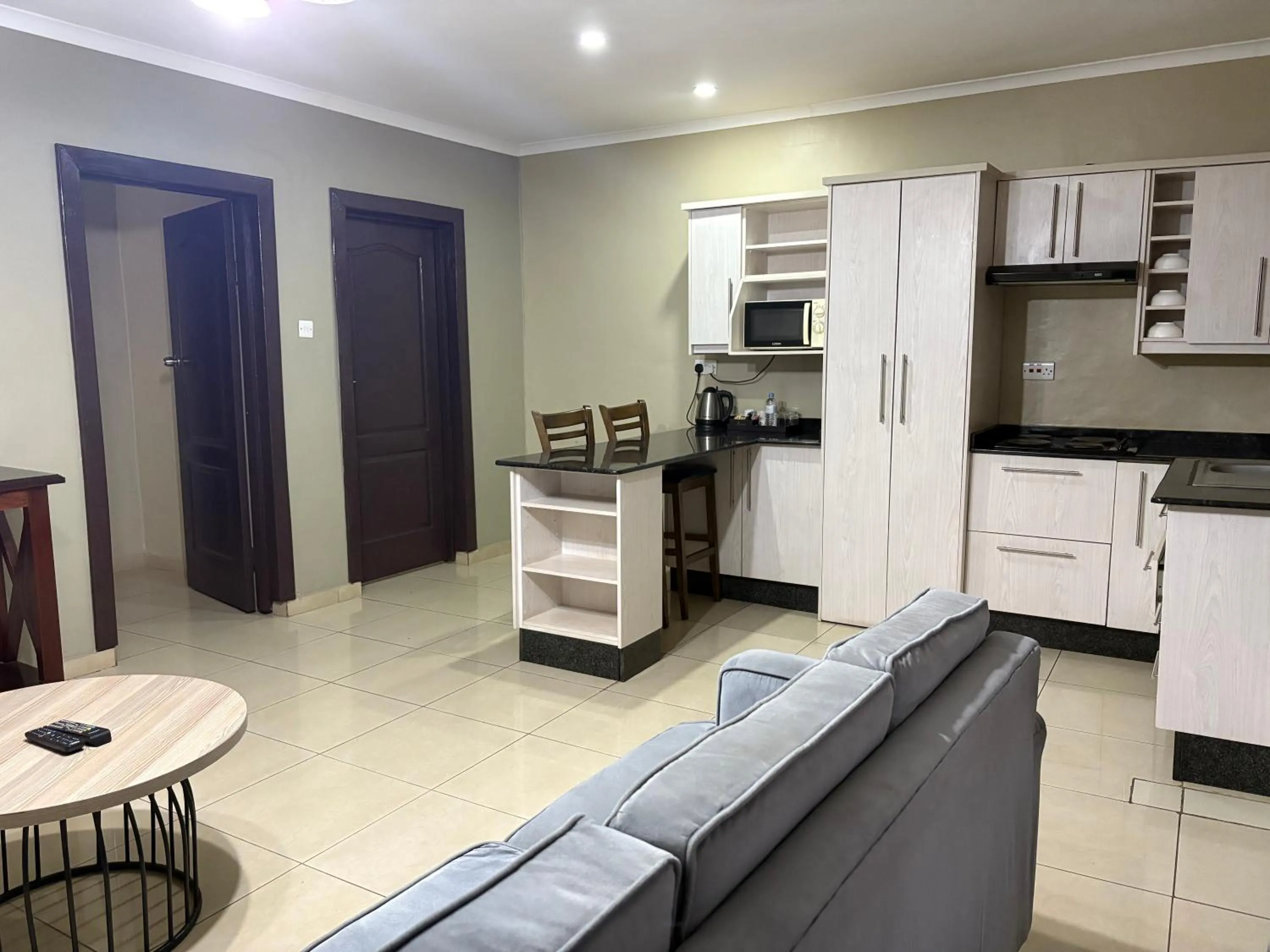 Serendib Suites and Conference Center